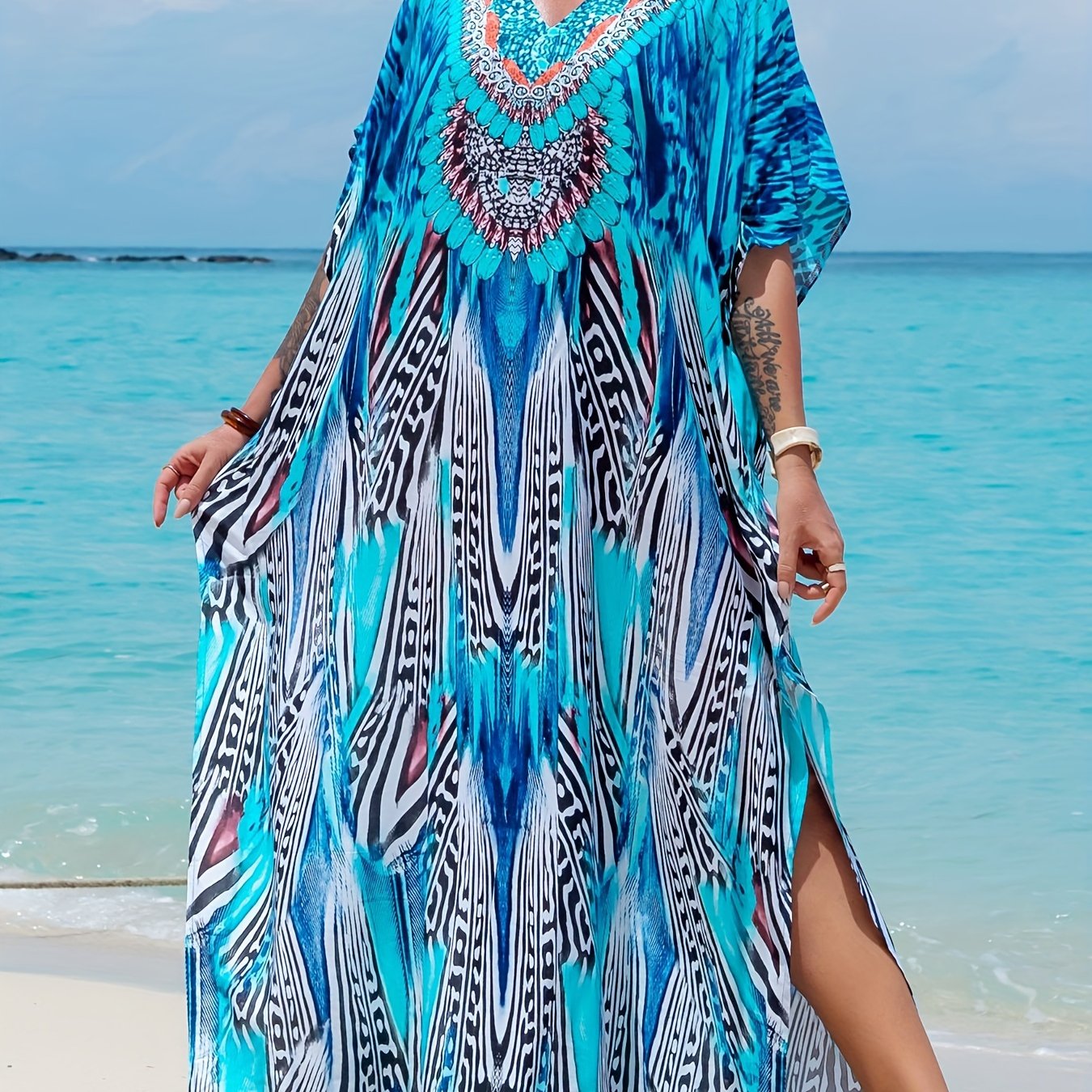 Image of Women's Middle Eastern Robe, Loose V-neck Beach Sunscreen Party Casual Bohemian Dress