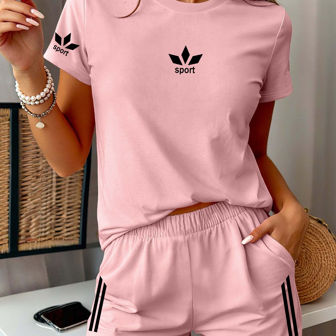TEMU Women's Fashion Print Short Sleeve Shorts 2pcs Set, Suitable For Daily Casual Wear, Trendy Short Sleeve Outfit, Comfortable Fabric, Versatile