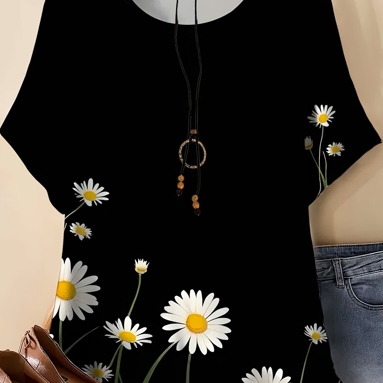 TEMU Camiseta extragrande de manga corta para mujer de talla grande - Top de cuello compatible con blusa con estampado de margaritas negras de cuerpo