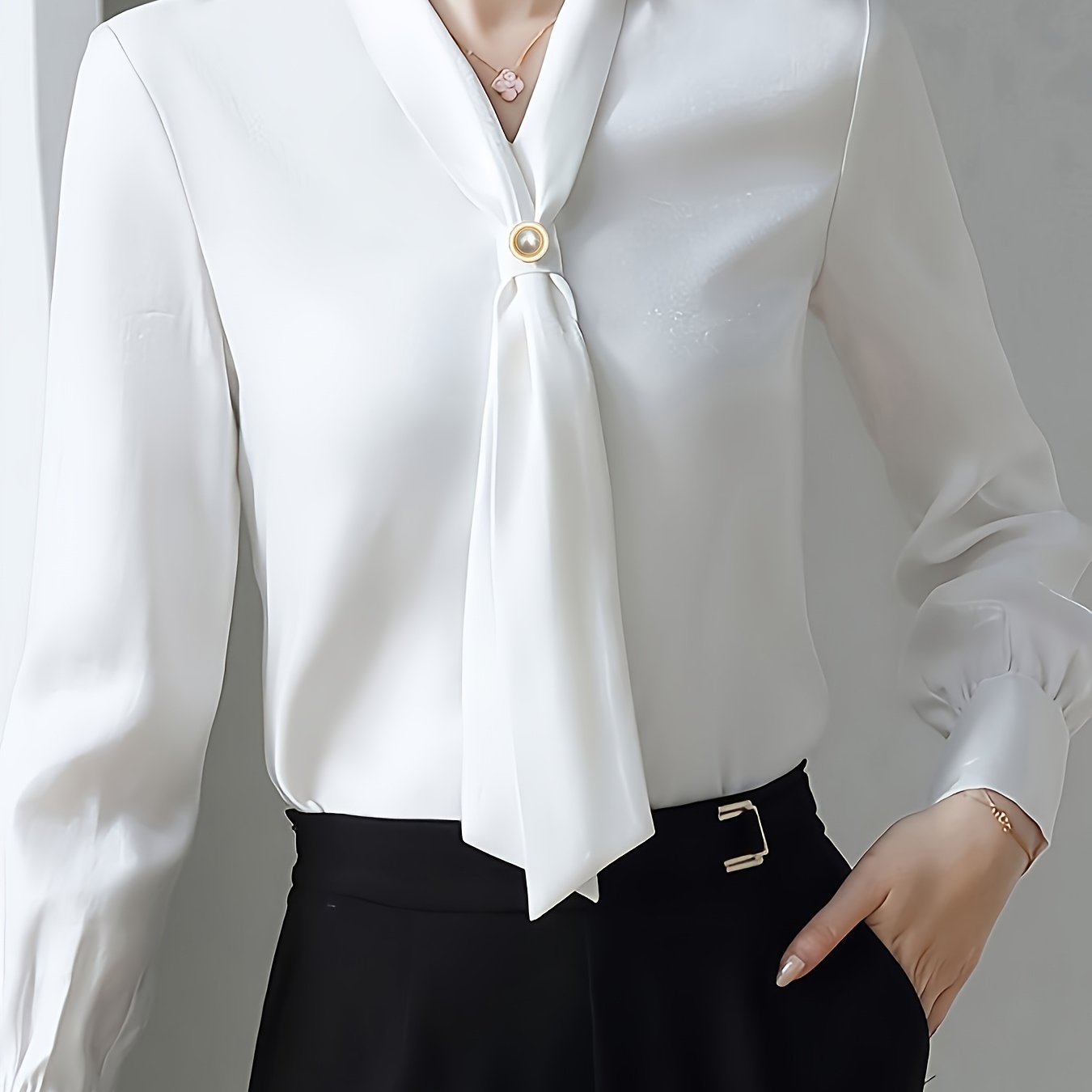 E-shop Einfarbiges V-Ausschnitt Langarmshirt mit Schnürung, Elegante Damenbekleidung, Geeignet für Frühling und Herbst