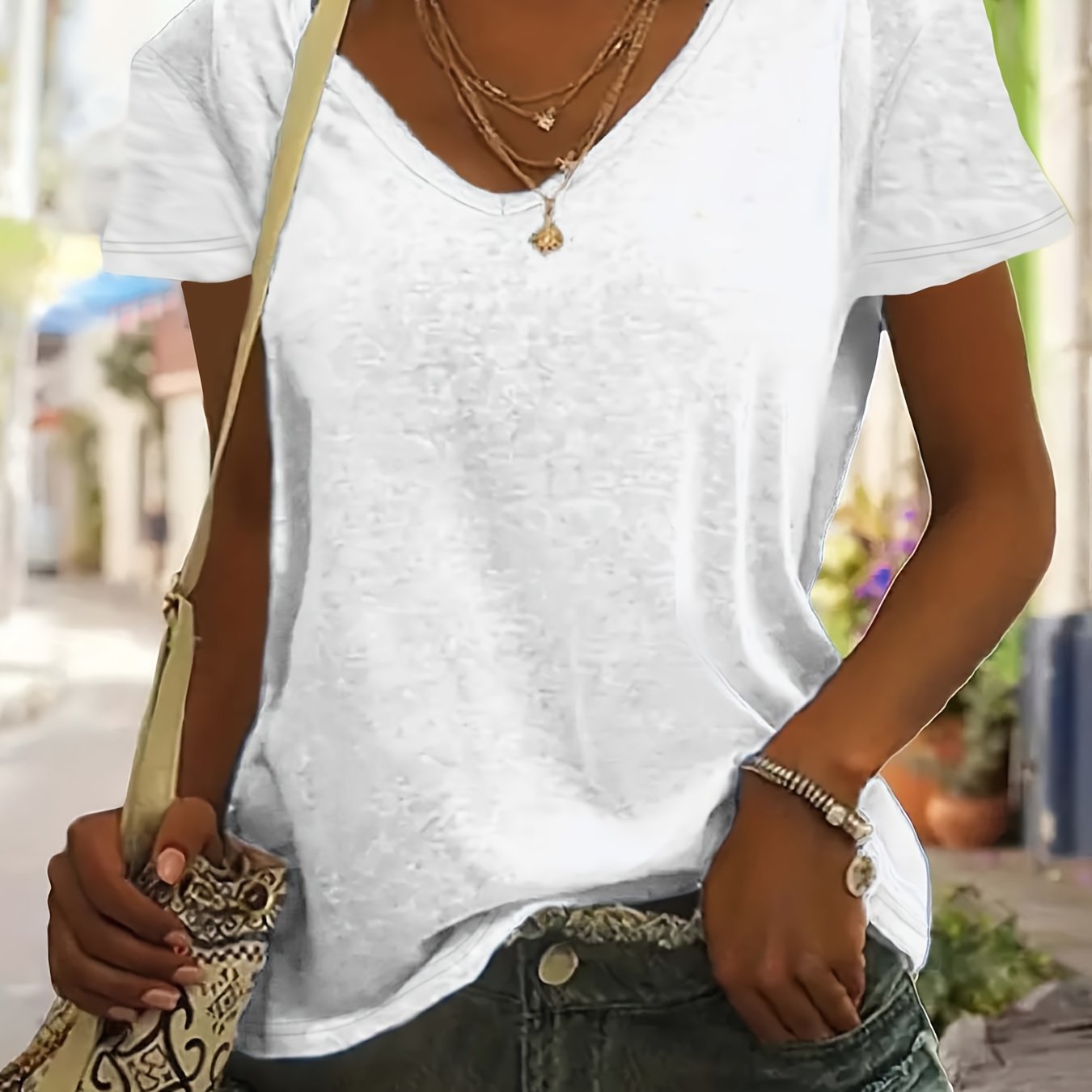 Image of Plus Size - Plus Size - Plus Size Fashion Casual V-neck T-shirt For Women In Western Style