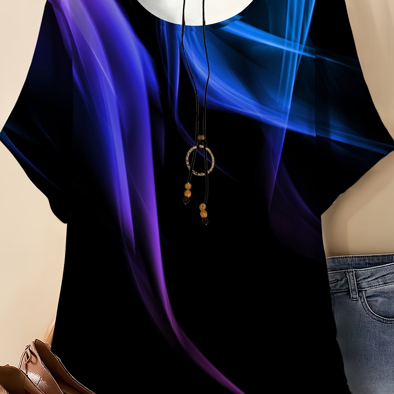 TEMU Plus Size -- Women's Short-sleeve Round Neck T-shirt With A Black Background Featuring Purple-blue Smoke Gradient Print. Printing Technique