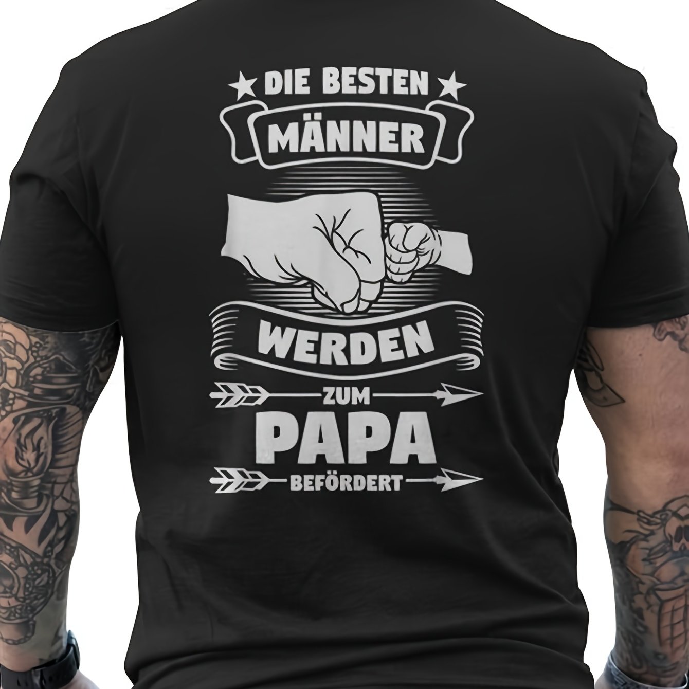 Image of Men' New Dad T-shirt Suitable For Family Milestone Announcement With German Back Print - Crew Neck Short Sleeve Casual Shirt For Pregnancy Announcement, Shower Gift, Wear, Machine Washable German Text