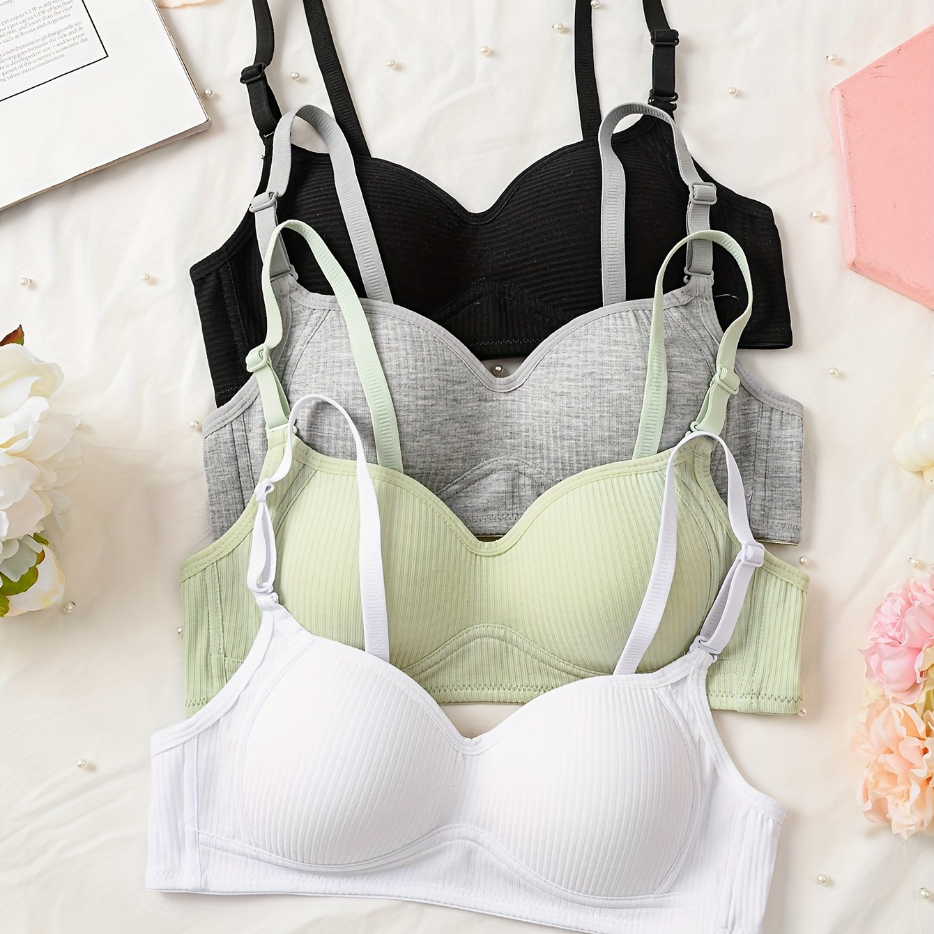 Image of 4pcs Set Of Teenager Girls' Underwear, Wireless Bras, Puberty Bras, Anti-sag Comfortable Bras, Adjustable Straps, Non-removable Padding, Suitable For Girls Aged 9-16
