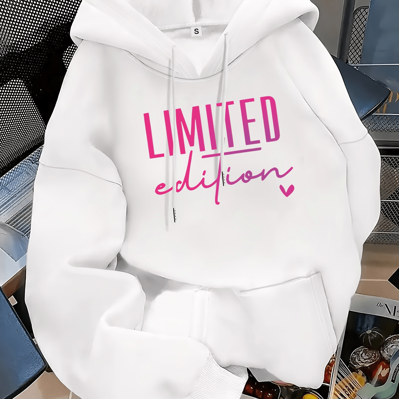 TEMU Oversized White Hooded Sweater For Women, Edition With Letter Print In Pink And White, Thick And Cozy Pullover For Winter And Fall, Featuring A
