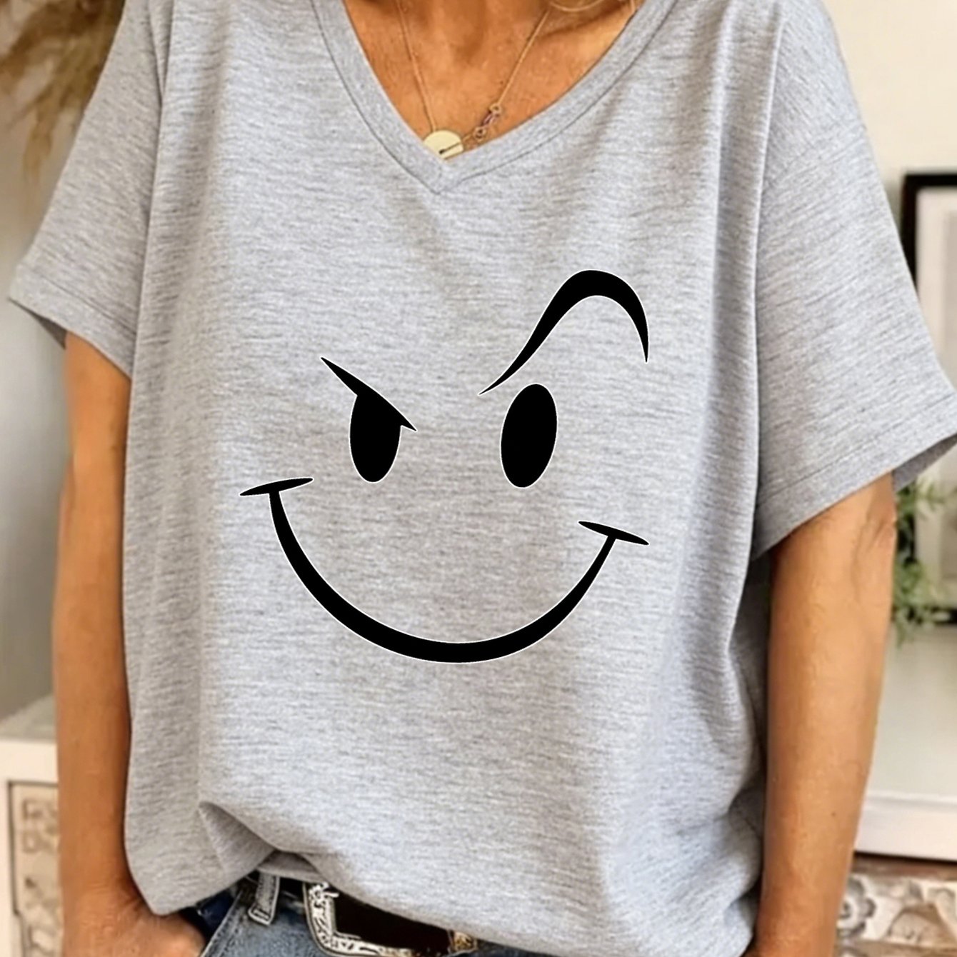 TEMU Women's V-neck Batwing Sleeve Casual T-shirt, Lazy Relaxed Fit Printed Top, Loose , Vacation Versatile Short Sleeve Tee, , Summer Soft