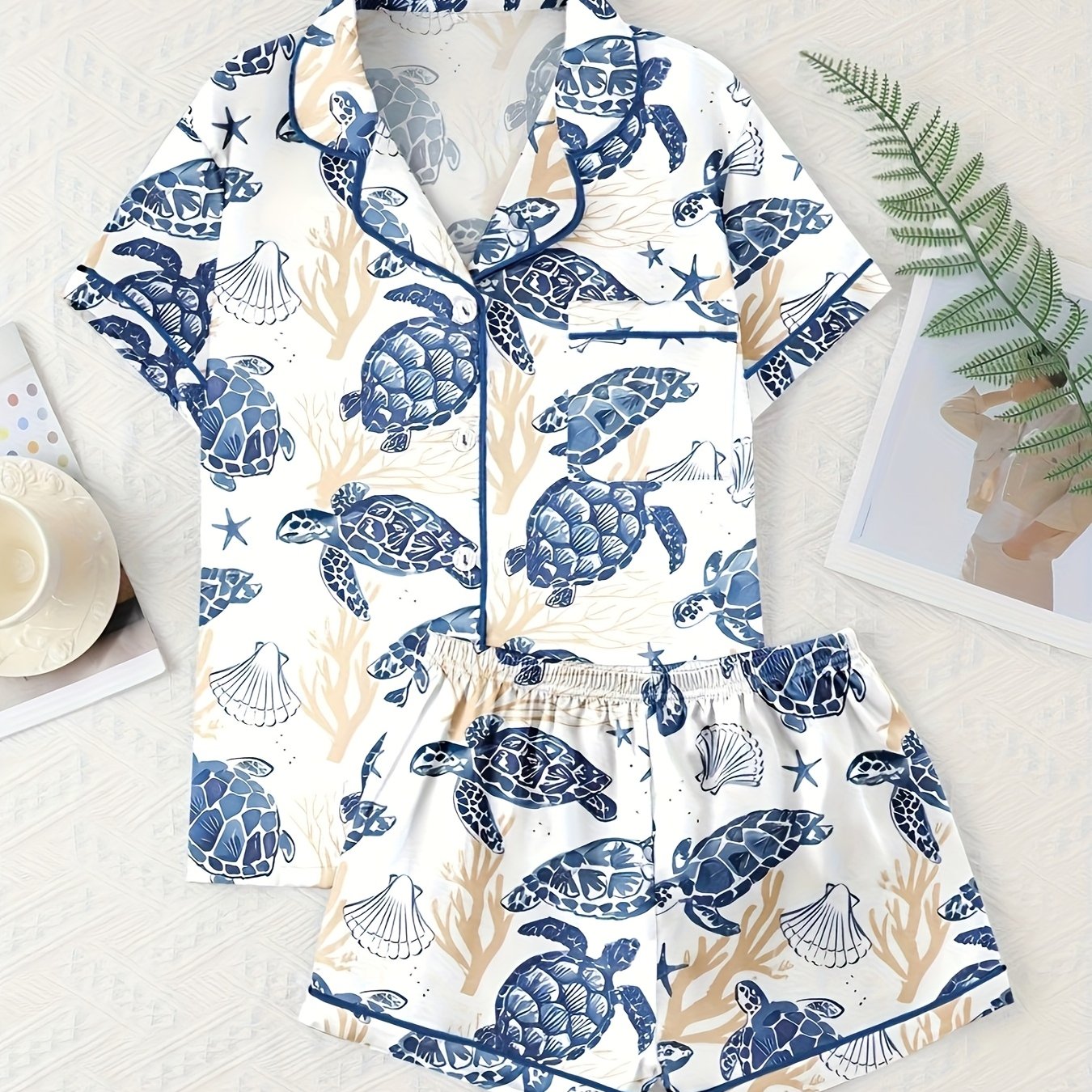 E-shop Damen Satin Pyjama Set mit Schildkrötenmuster, kurzen Ärmeln und Shorts