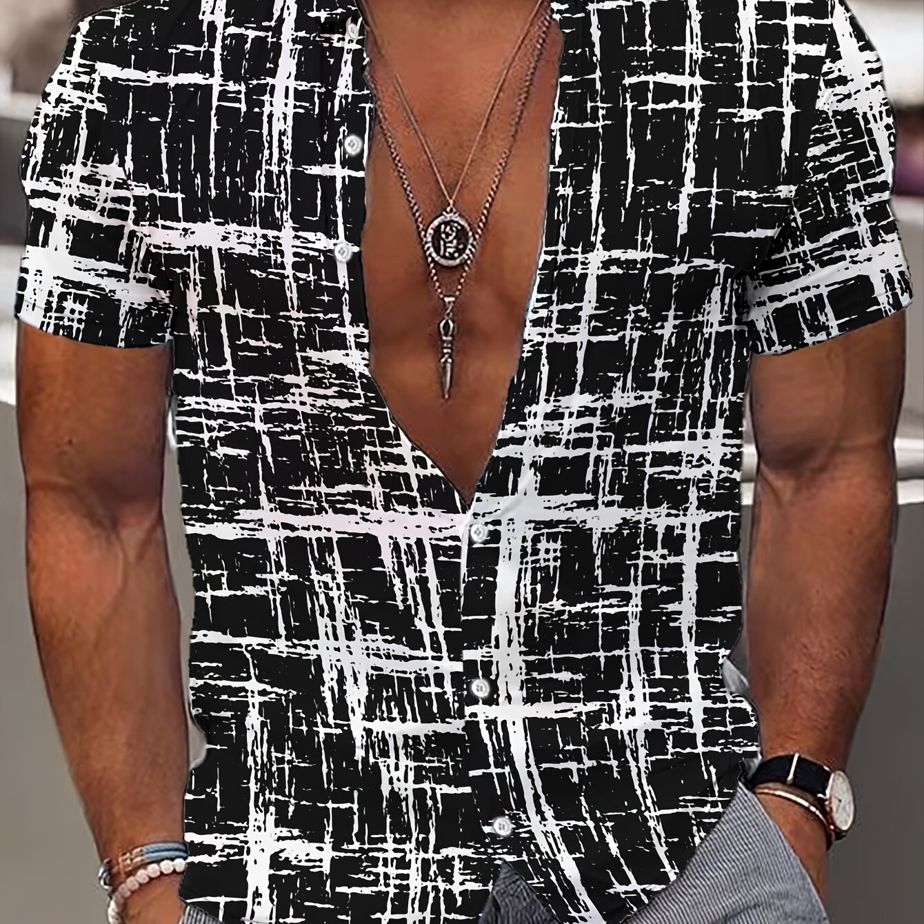 Men's Casual Short Sleeve Shirt, Turn- Collar, 100% Polyester With A Bit Of Stretch Solid Color For Summer Regular Fit Button Detail