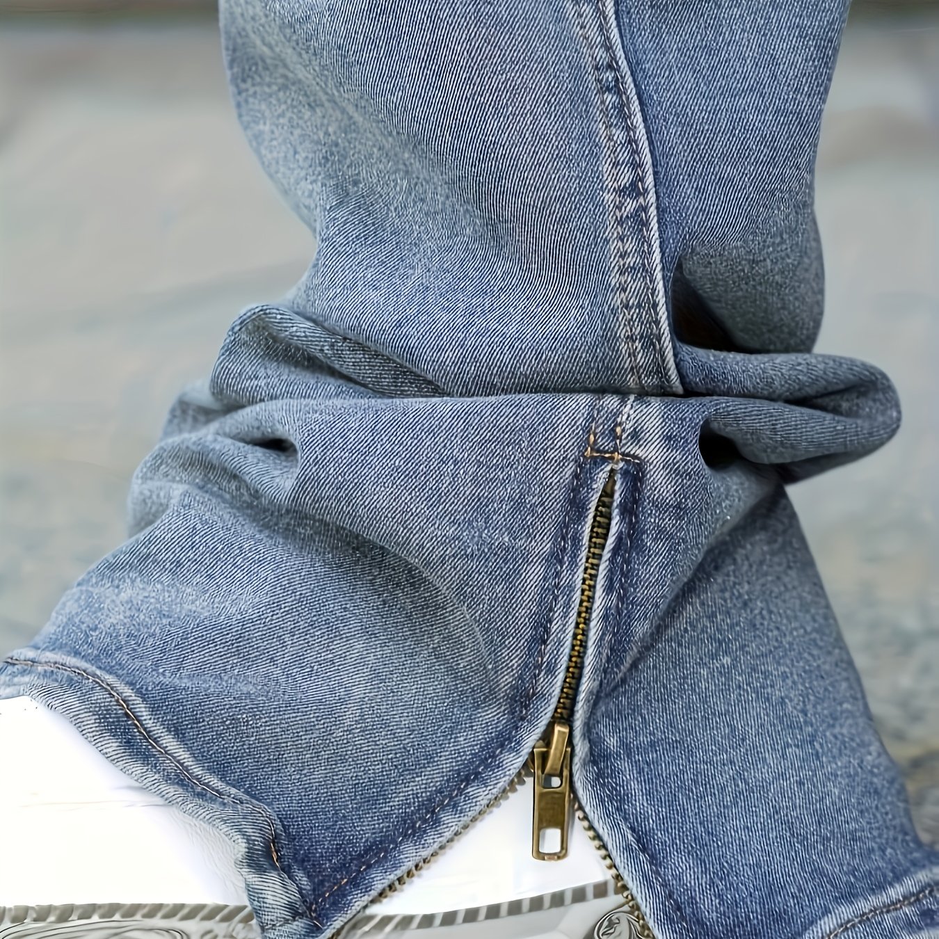 Image of Men's High-stretch Ripped Jeans With Leg Zipper Trousers - Streetwear Pants, Zippered Leg Design, Machine Washable Suitable For Casual Wear, Gym, Everyday Use - Non- Stretchable Leg Zipper Pants
