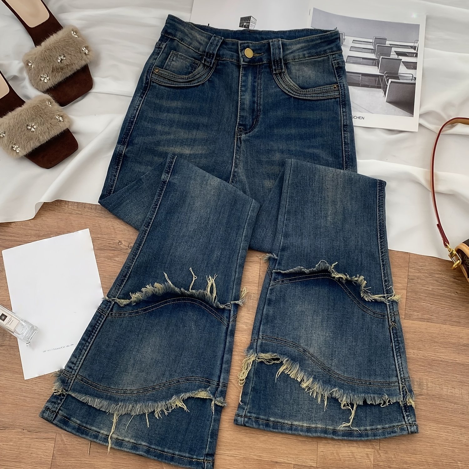 Image of Women's Retro Straight Leg Micro Flared Jeans - Stretch Denim Pants With Bell-bottoms, Slanted Pocket & Unsewn Hem, Suitable For , Casual Casual Attire, Machine Washable Solid Color Denim