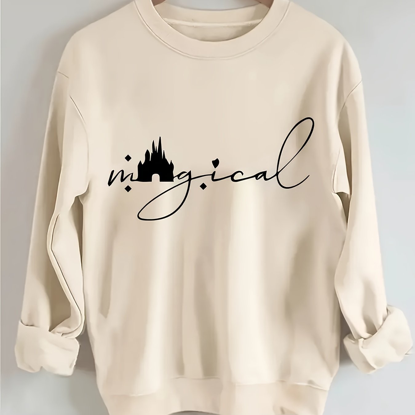 Plus Size Castle Print Sweatshirt, Crew Neck Casual Sweatshirt For Fall &amp; Spring, Women&#39;s Plus Size Clothing