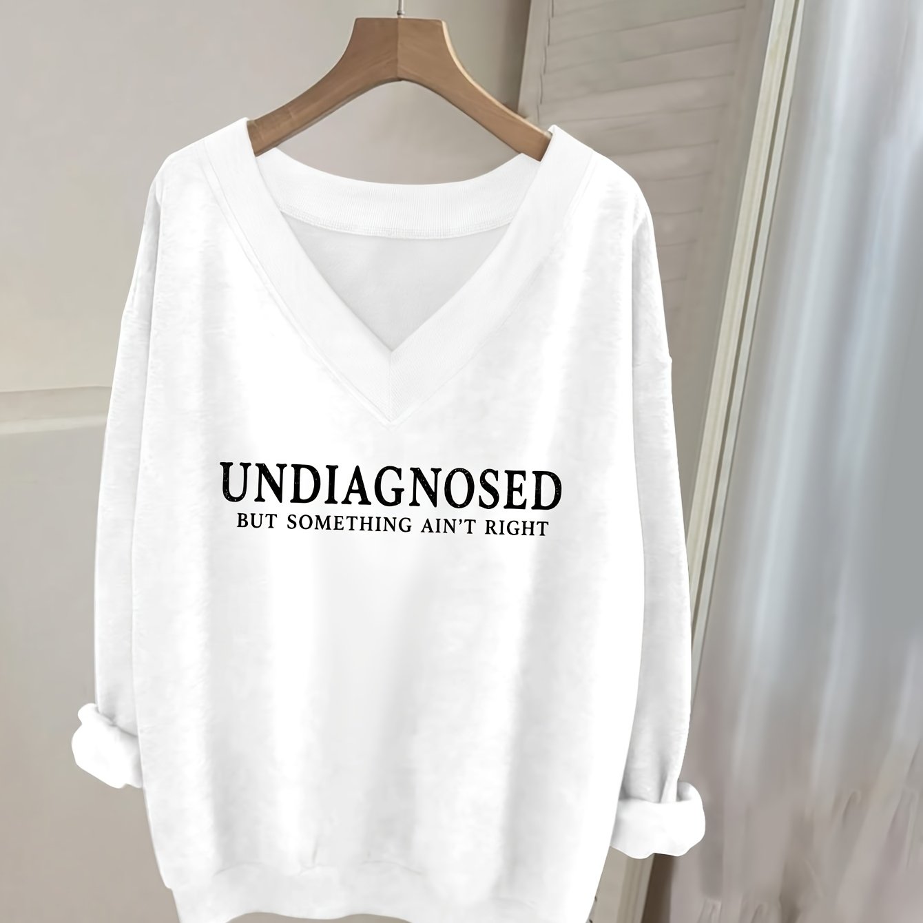 TEMU Women's V-neck Long Sleeve Sweatshirt, Letter Print, Or Layered, Ideal For Daily Commute And