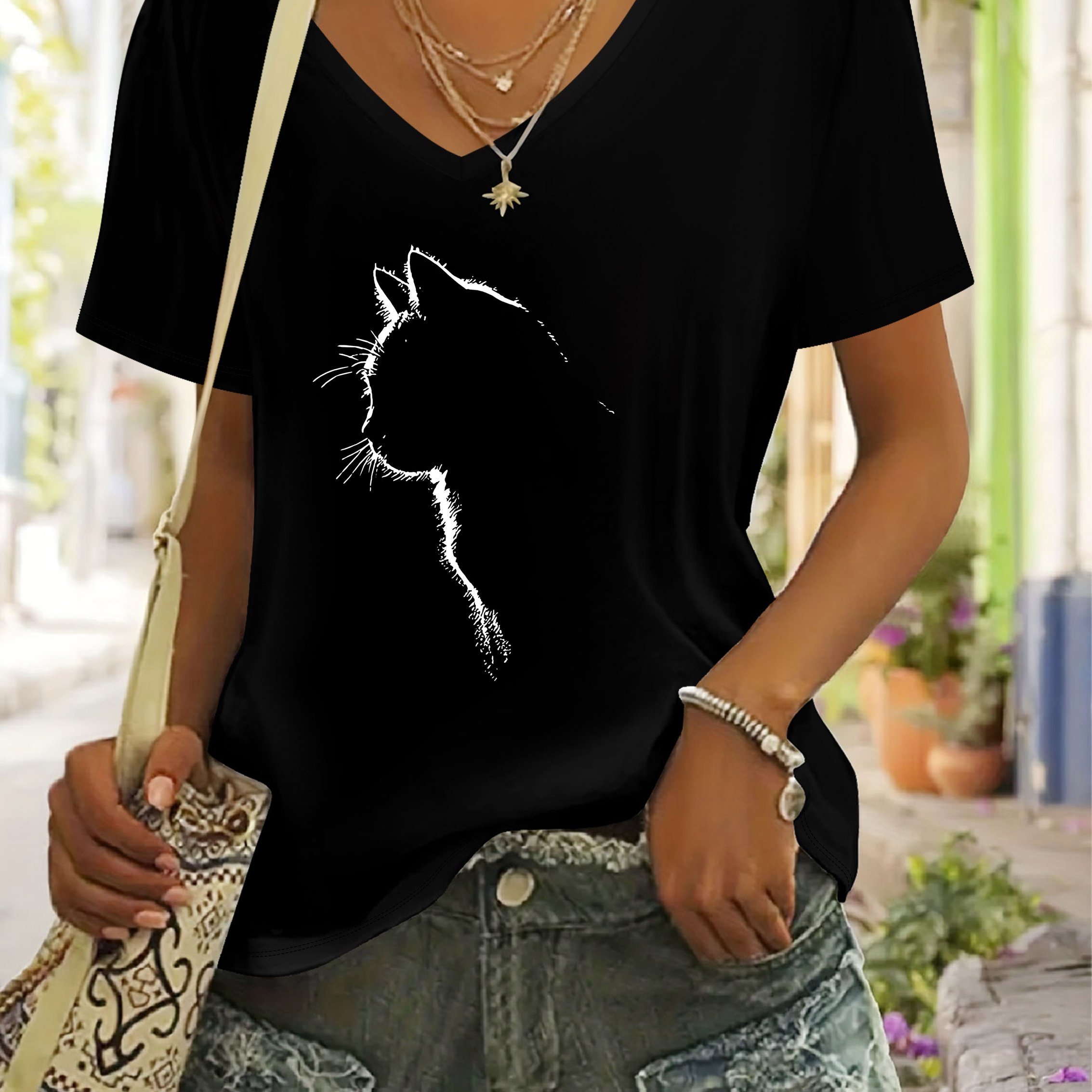 TEMU Spring/summer Fashion Women's V-neck T-shirt, Sexy And V-neckline, Simple White Cat Print Pattern, Versatile Women's Top For Daily Commuting