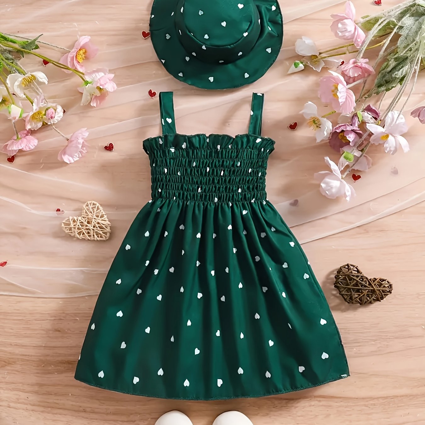 Image of 2025 Summer New Arrival, Cute Girls Aged 3-7, Sleeveless Camisole Dress, Casual Heart Print A-line Dress