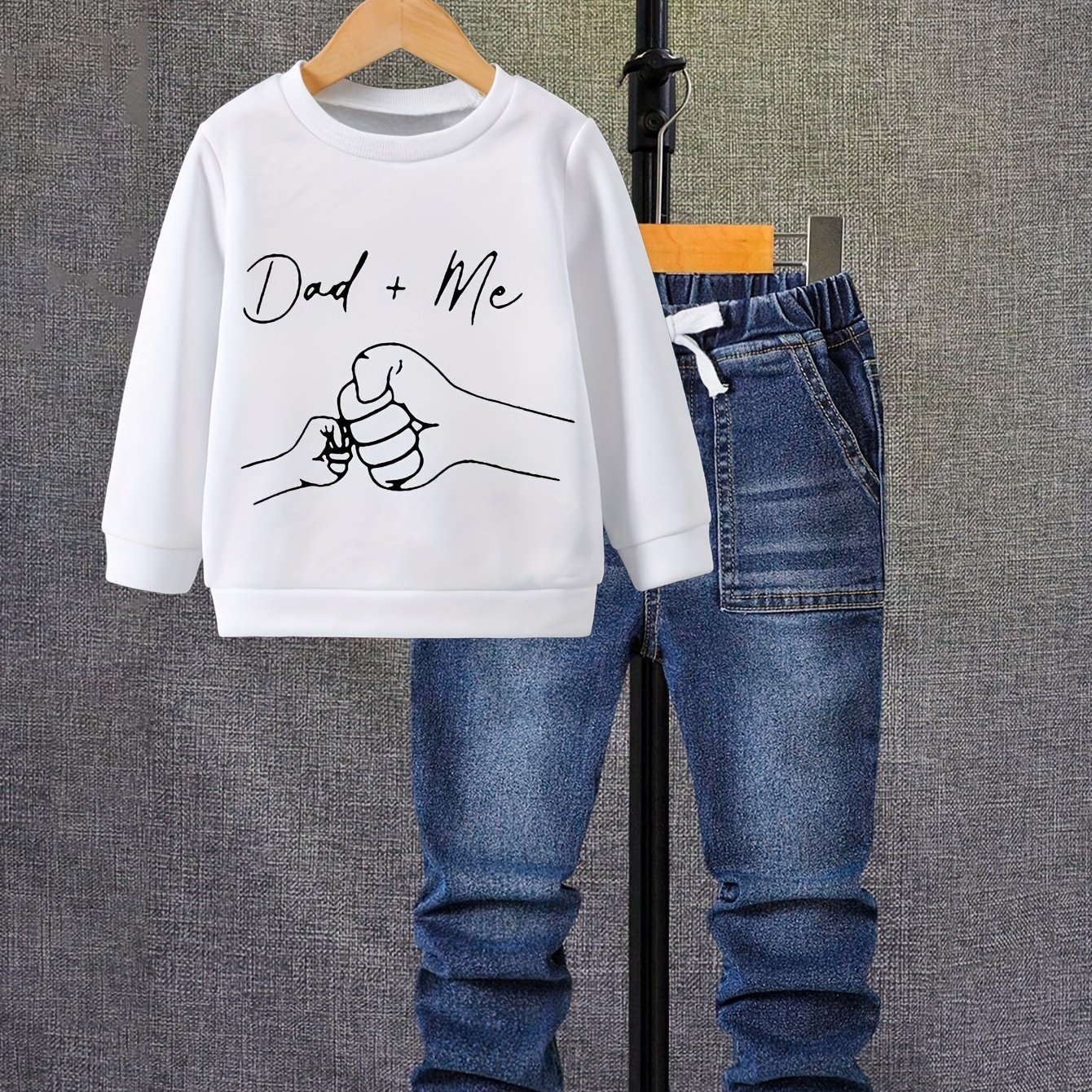 Image of Boys' Long Sleeve White Round Neck Sweatshirt English Fashion Print Autumn New Casual Denim Jeans Set 2pcs Outfit, For Outdoor