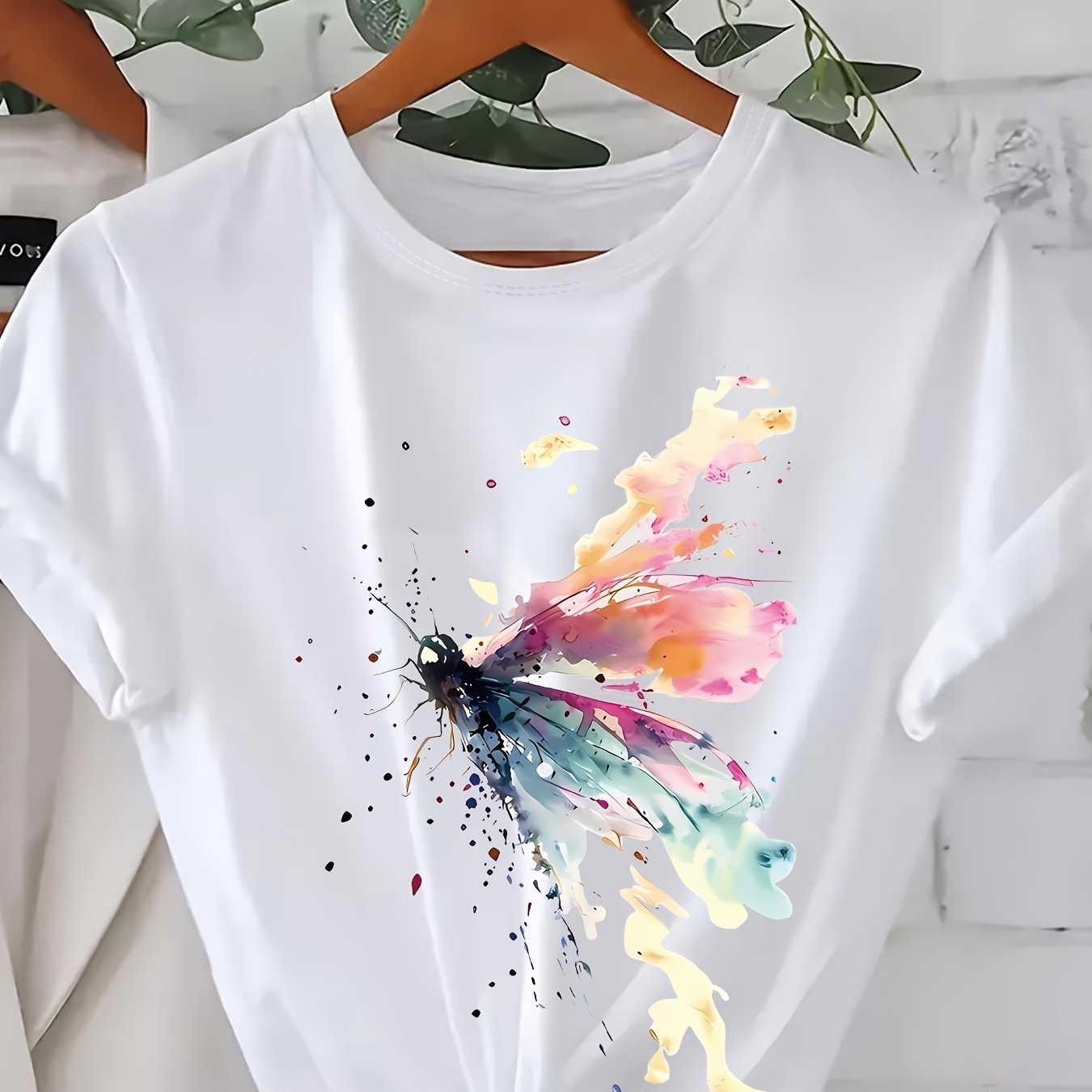 Image of Plus Size, Plus Size- Plus Size- Plus Size Women's Vibrant Print T-shirt- Casual Round Neck Short Sleeve Top, Retro , Breathable Fabric, Machine Washable, Spring And Summer Women's Clothing