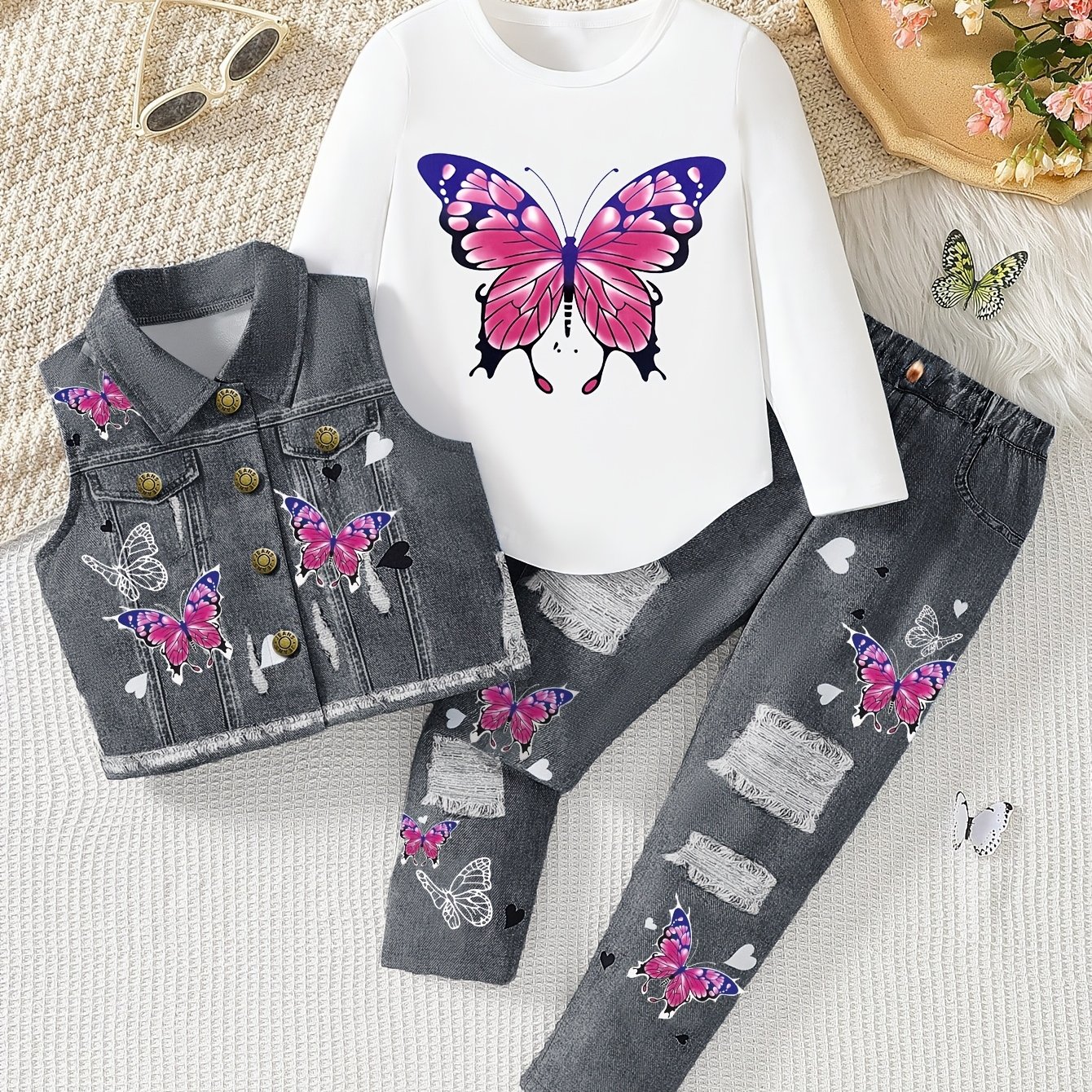 Image of Baby Stuff, Girls' Fashionable Pattern Pullover Top + Vest + Loose Wide-leg Pants 3pcs Set, Perfect For Outdoor, Newborn/toddler Necessities,christmas,halloween