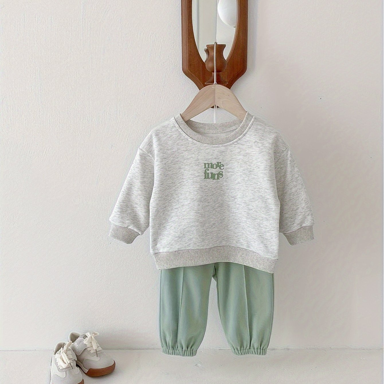 Image of Toddler Casual Letter Print Long Sleeve Sweatshirt And Ankle-cinching Pants Sports Set, Autumn, For Outdoor