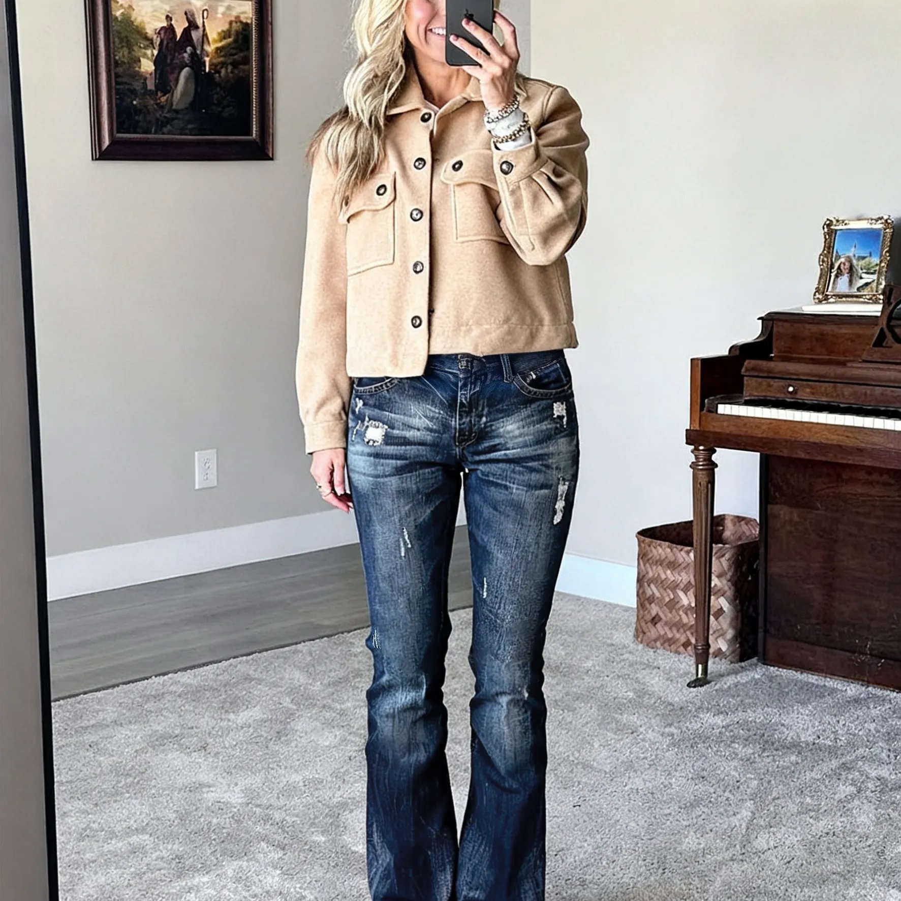 Retro Slim Bootcut Jeans, Distressed Ripped Denim Pants, Trendy Gradual Flare Hem, Comfortable& Durable Stretch Fabric, Essential Bottoms