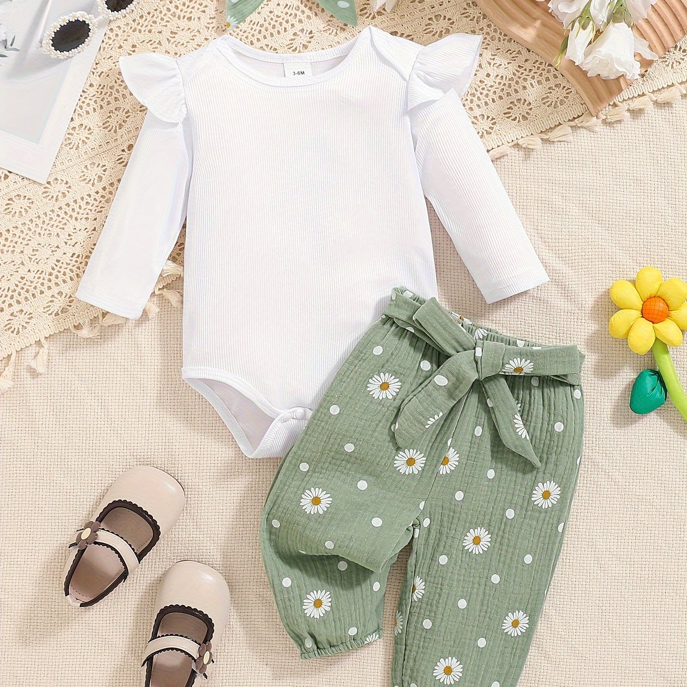 Image of Autumn And Winter New White Ruffle Long Sleeve Daisy Floral Trousers Two-piece Set Of Girls' 's Clothes, Perfect For Outdoor