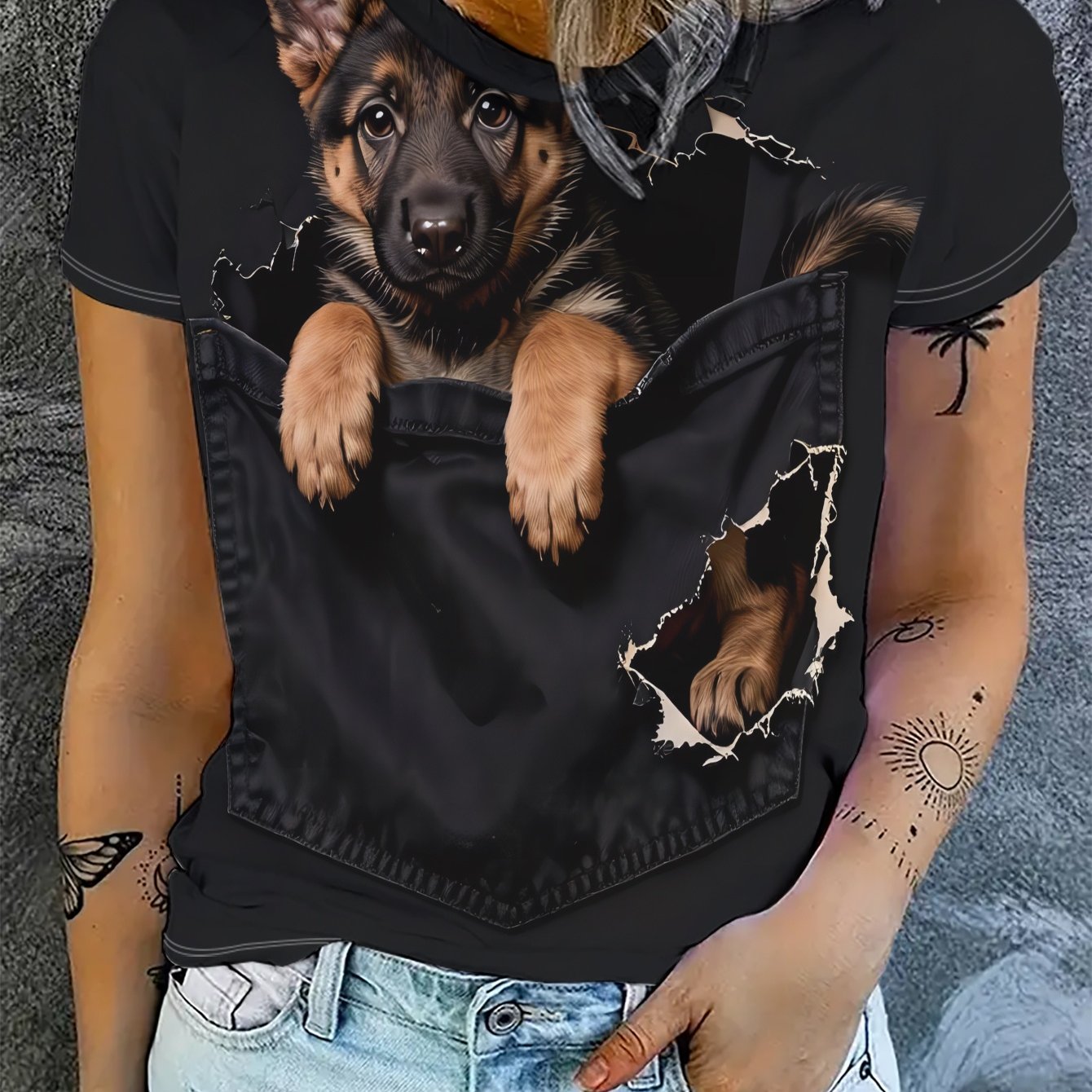 TEMU T-shirt da donna a maniche corte con un cucciolo di che da una strappata, con una stampa . Realizzata in [materiale], questa maglietta da donna