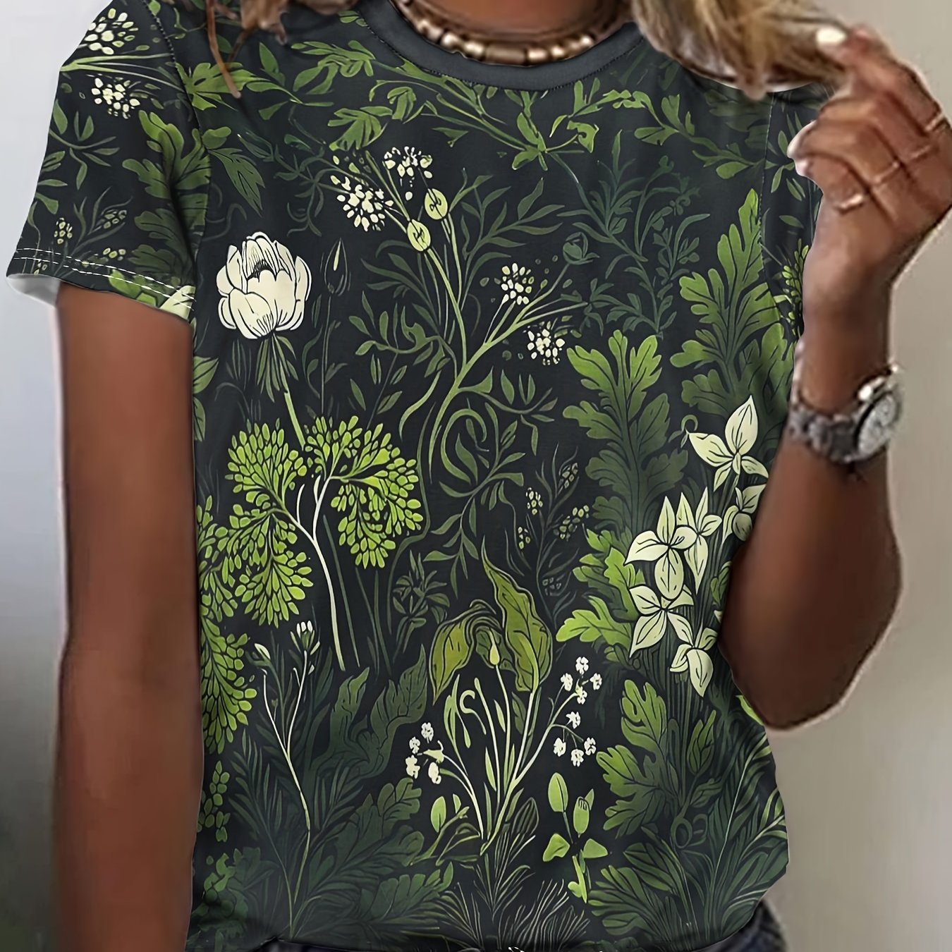 Women's Floral Print Round Neck Casual Short Sleeve Top