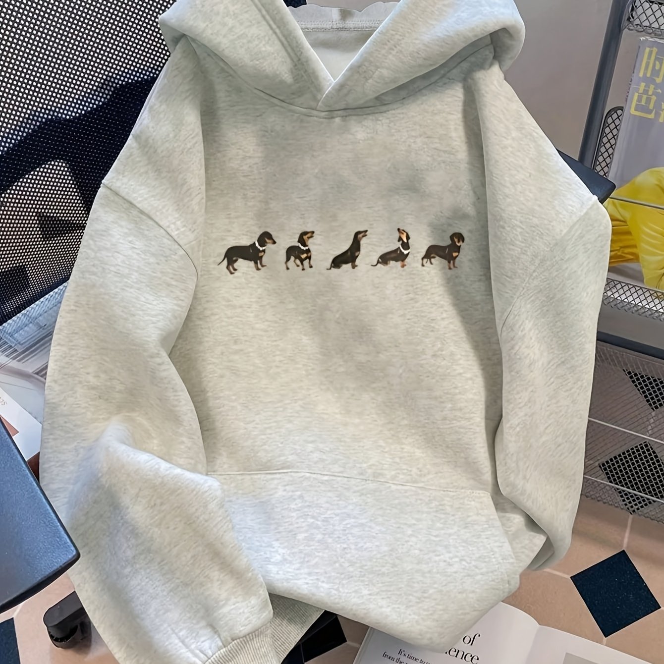 TEMU Women's Fashion Hooded Sweatshirt, Autumn/winter European And American Creative Ins-style Sweatshirt, Trendy, Elegant, And Fun, Featuring A