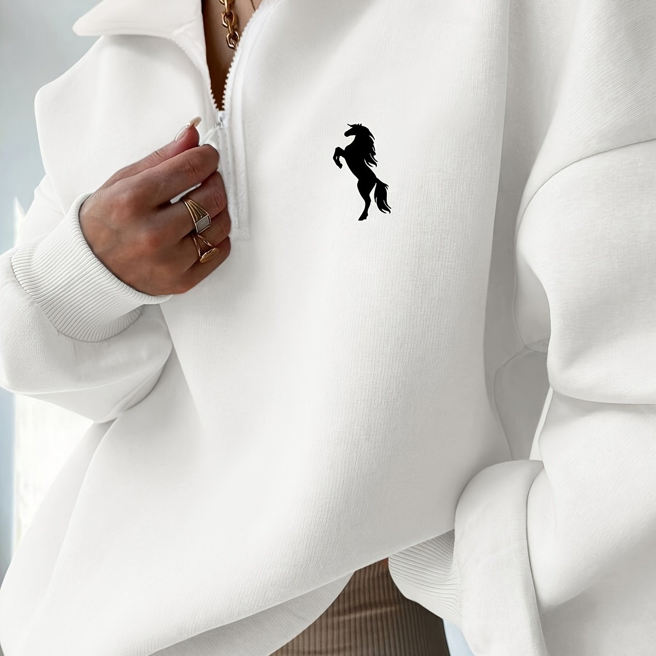 TEMU D148 - A High-end Half-zip Sweatshirt With A Stand Collar For Autumn And Winter, Featuring A Fashionable Horse Print Design That Exudes Style,