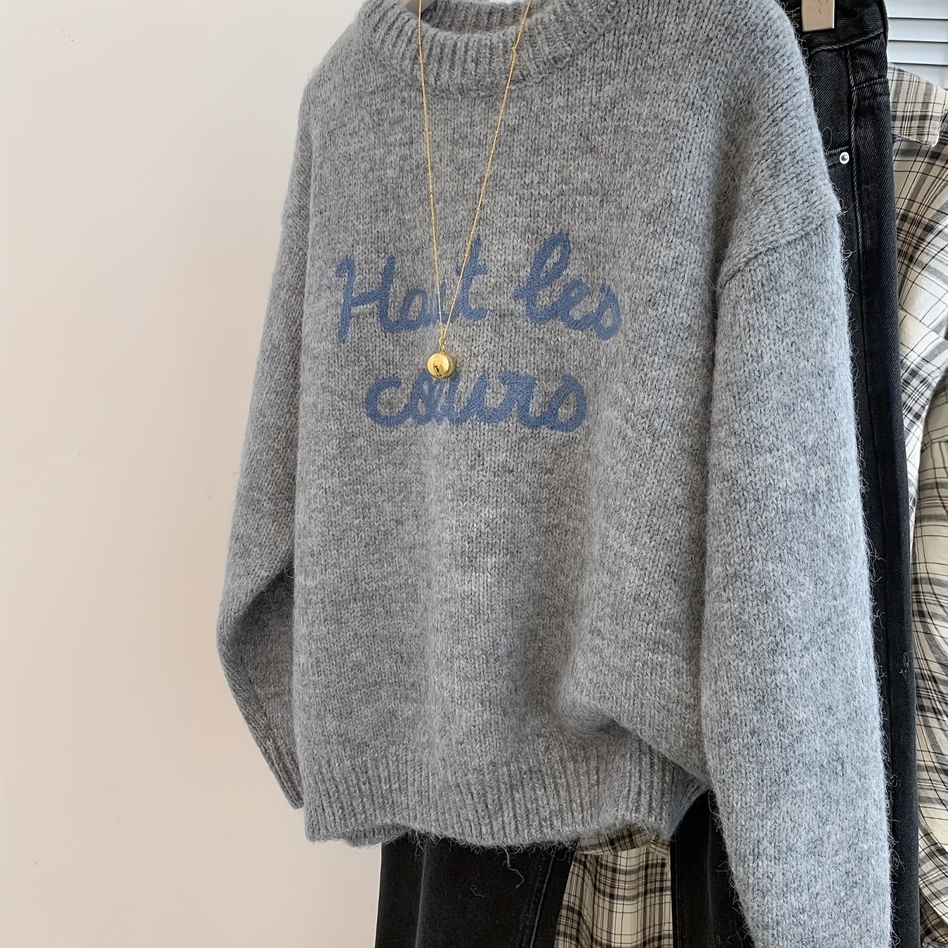 TEMU 【商品名】アメリカンレトロ カジュアル ストリート セーター ム 無地 レター刺繍 ファッション 通勤 プルオーバー レディース 秋 冬 ゆったり アウター レイジースタイル ソフト トップ
