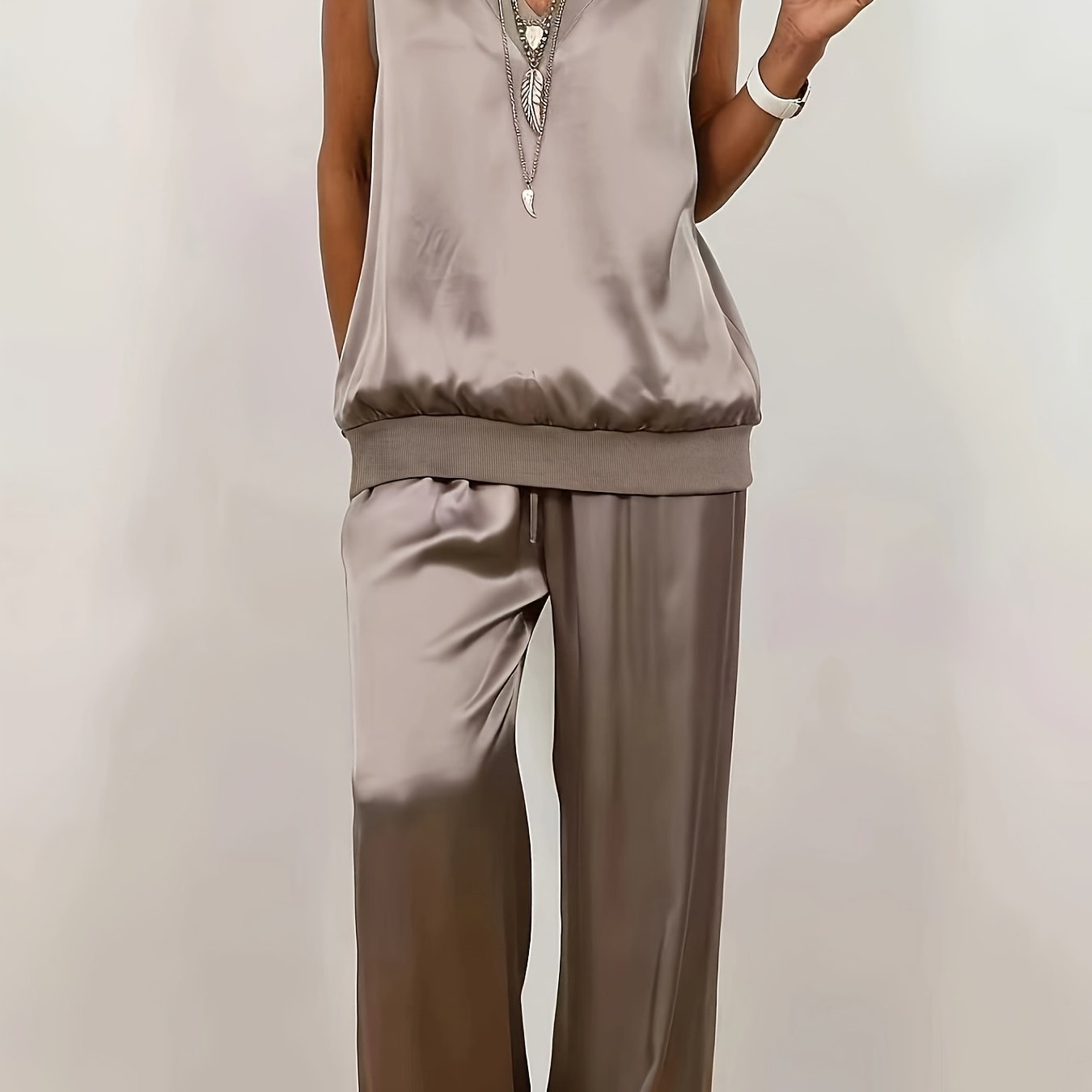 /summer Fashionable And Versatile Casual Elegant : V-neck Sleeveless Tank Top And Wide-leg Pants 2pcs Set