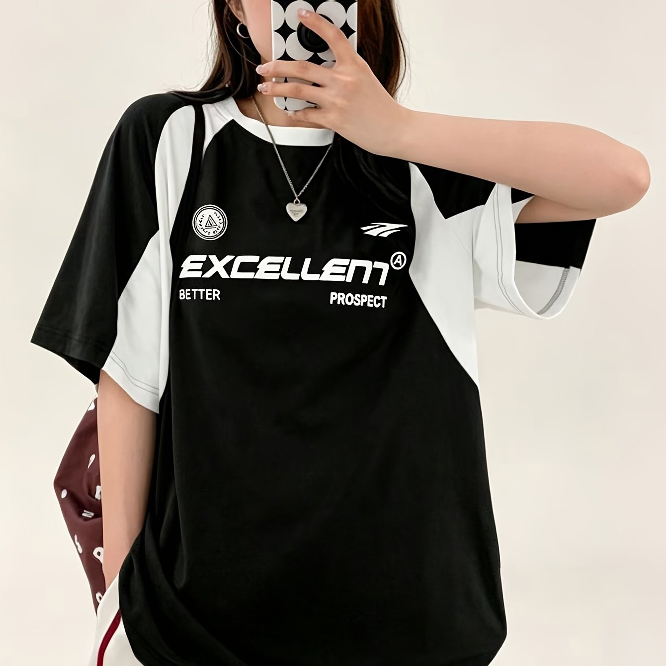 Image of Print Round Neck Short Sleeve Women's T-shirt Loose Contrast Women's Top