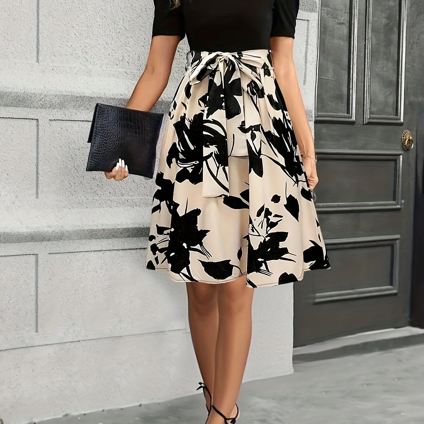 Image of Floral Print Round Neck 2-in-1 Look Spliced Waist Short Sleeve Dress