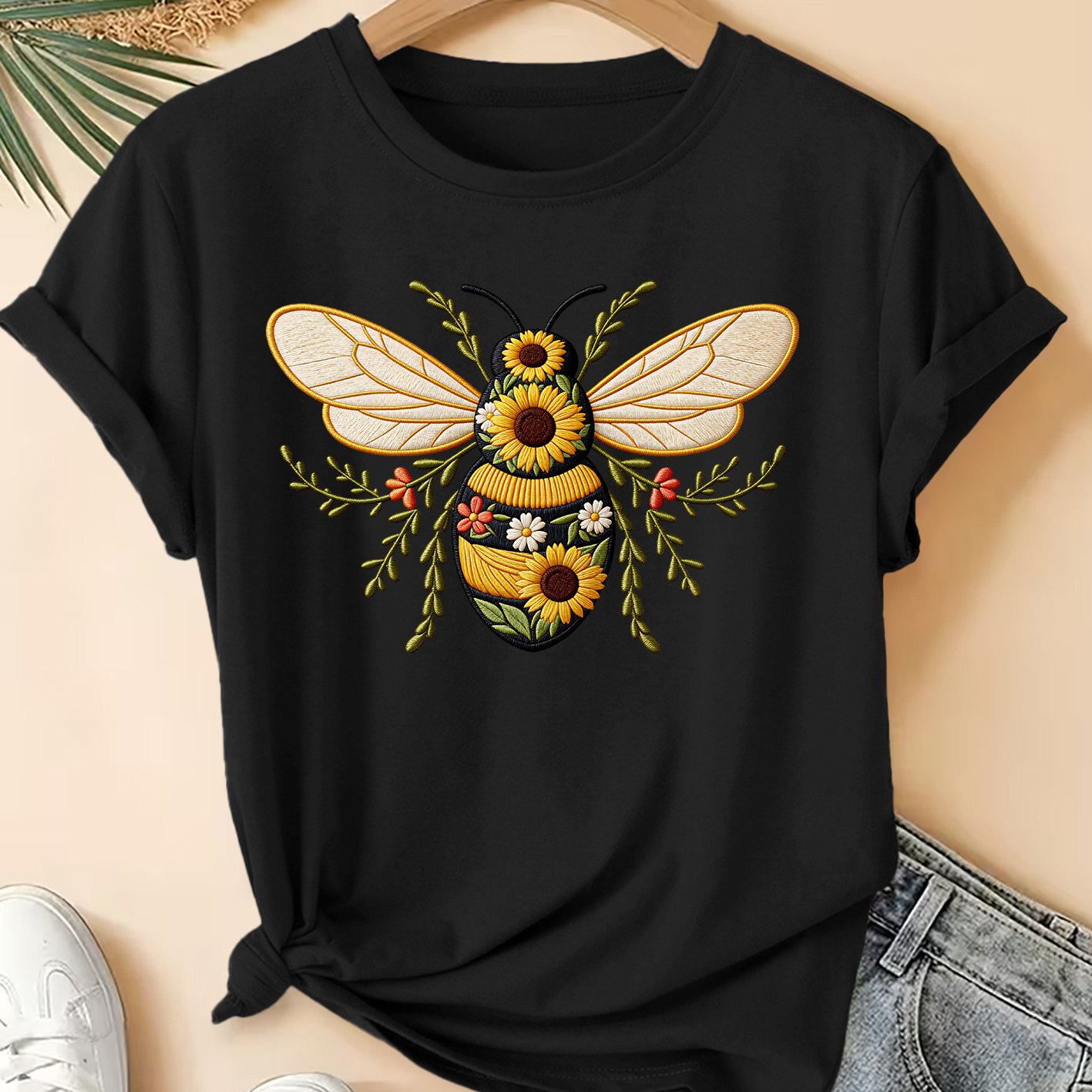 TEMU A Bee And Floral Pattern Theme Designed Pure T Shirt Women's T Shirt High Quality T Shirt Summer Casual Wear Gift For