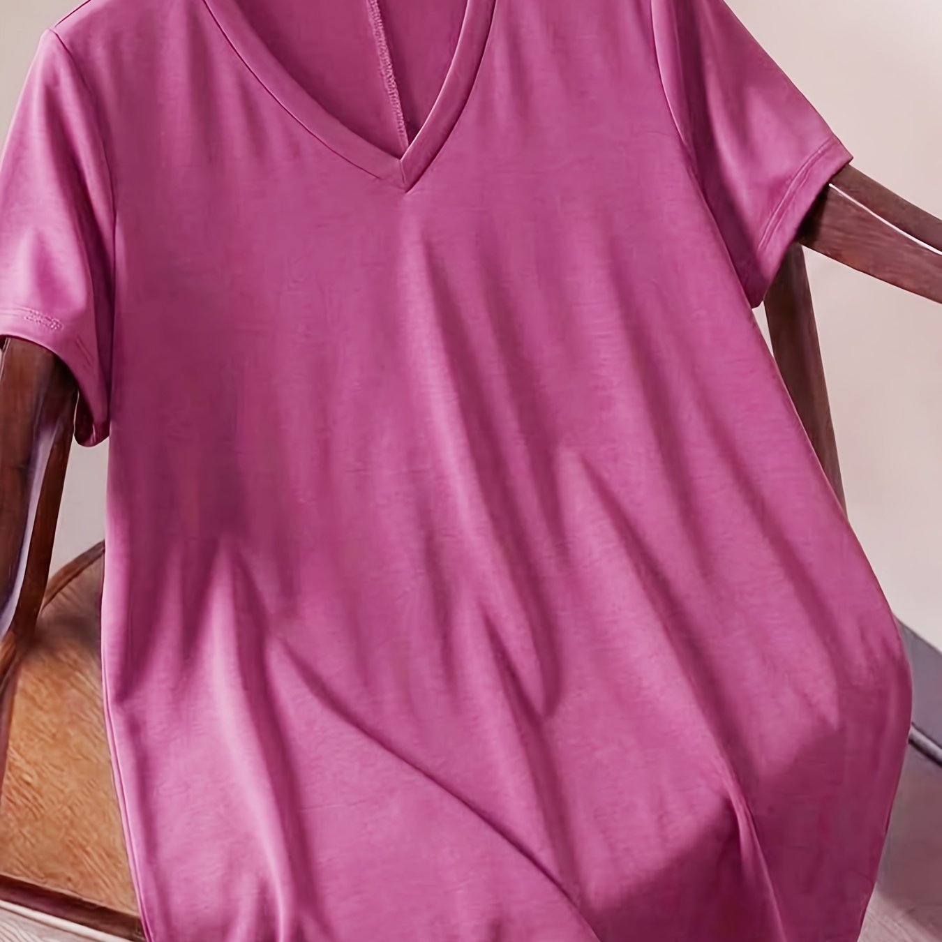 TEMU Plus Size, Plus Size Women's Fashion V-neck Solid Color T-shirt