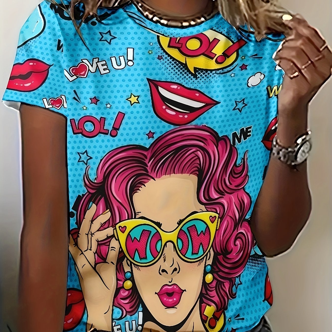 Image of Printed T-shirt, Fashionable Women's Streetwear With Lip Pattern