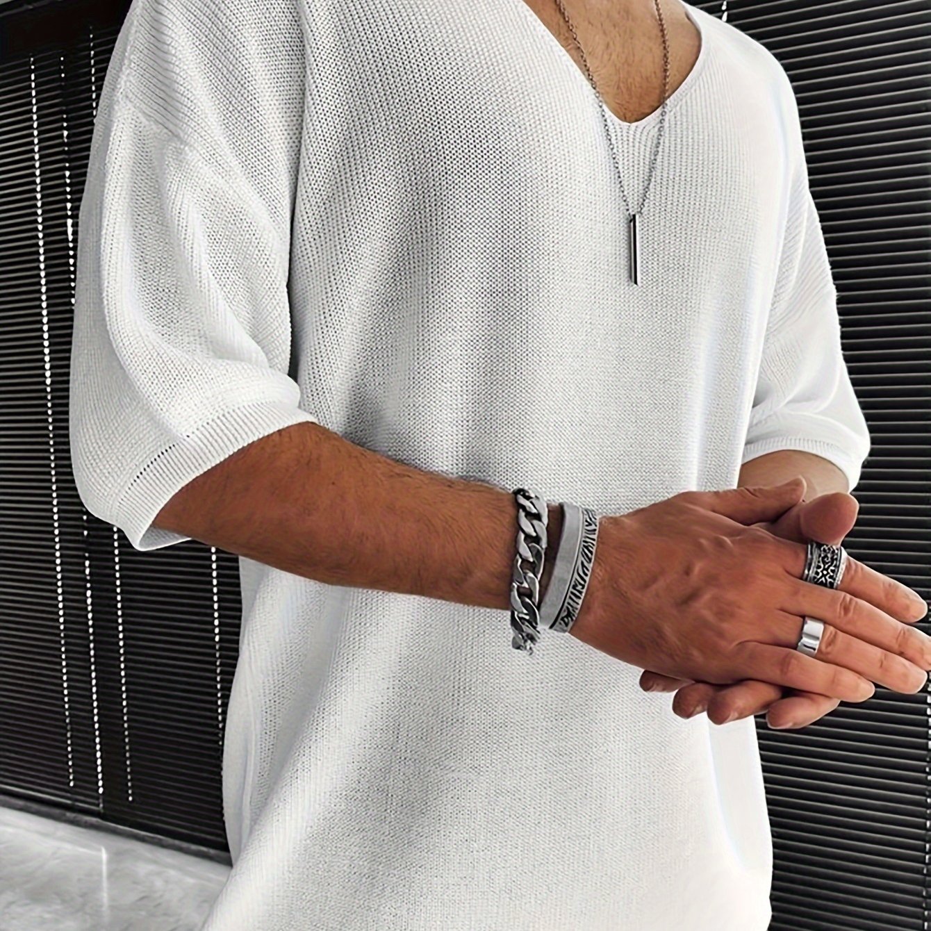 Plus Size Men's V-neck Short Sleeve Knit Sweater