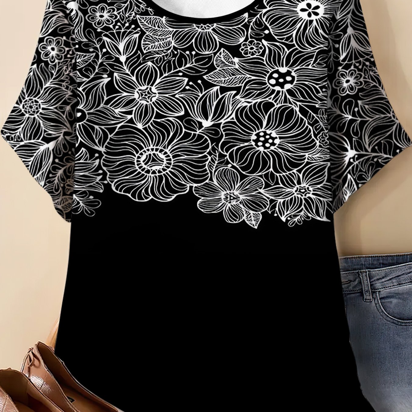 TEMU Short-sleeved T-shirt With Floral Prints In Black And White Outline, Featuring A Loose Fit, Round Neck, And An Elegant For Women
