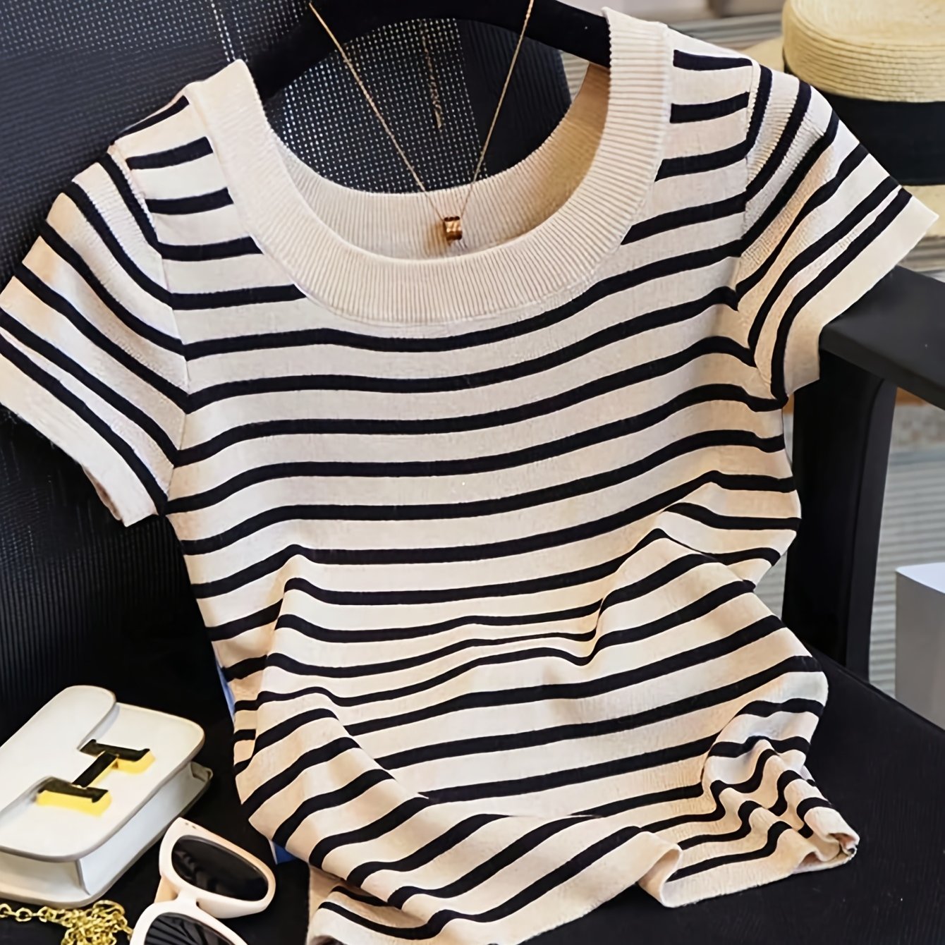 TEMU Contrast Round Neck Casual Pullover Short Sleeve Top