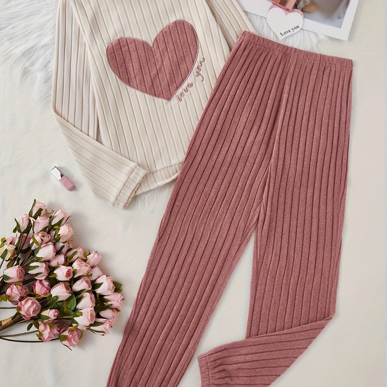 Image of Autumn And Winter Brushed Pit Strip Love Embroidery Round Neck Long-sleeved Top Plus Elastic Waist Trousers Pajamas Two-piece Set