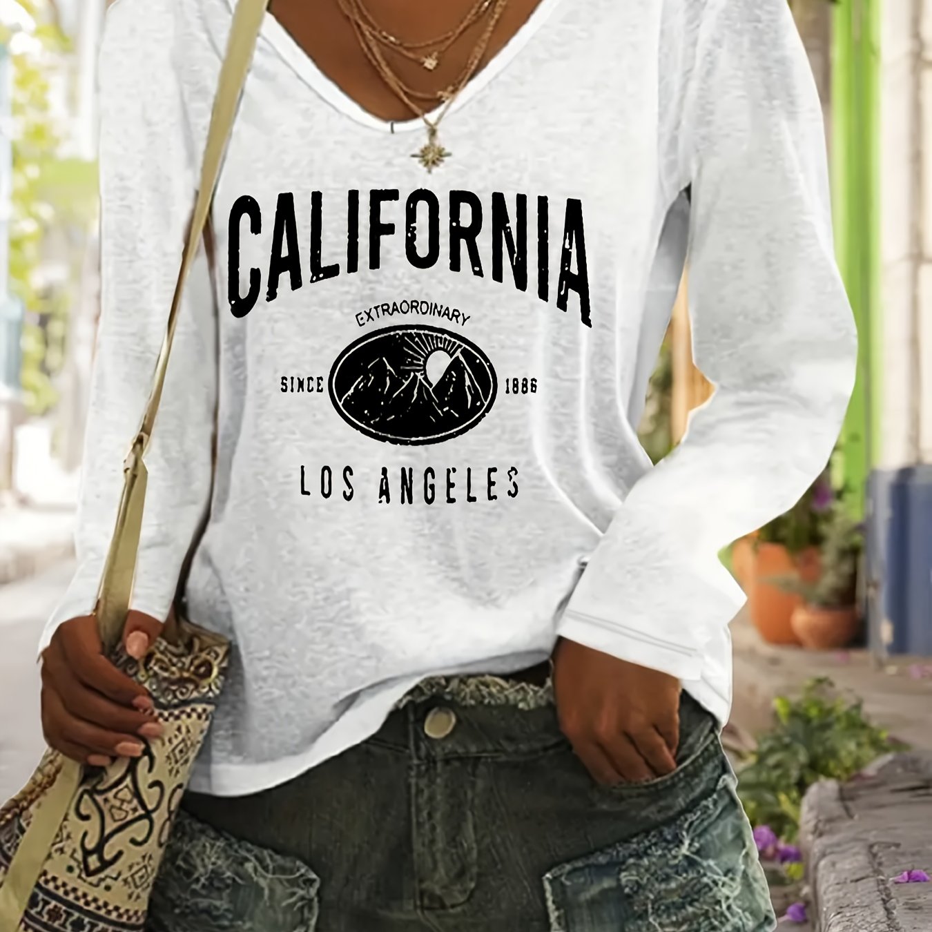 Image of Western Women's Fashion Casual Long Sleeve V-neck Base T-shirt