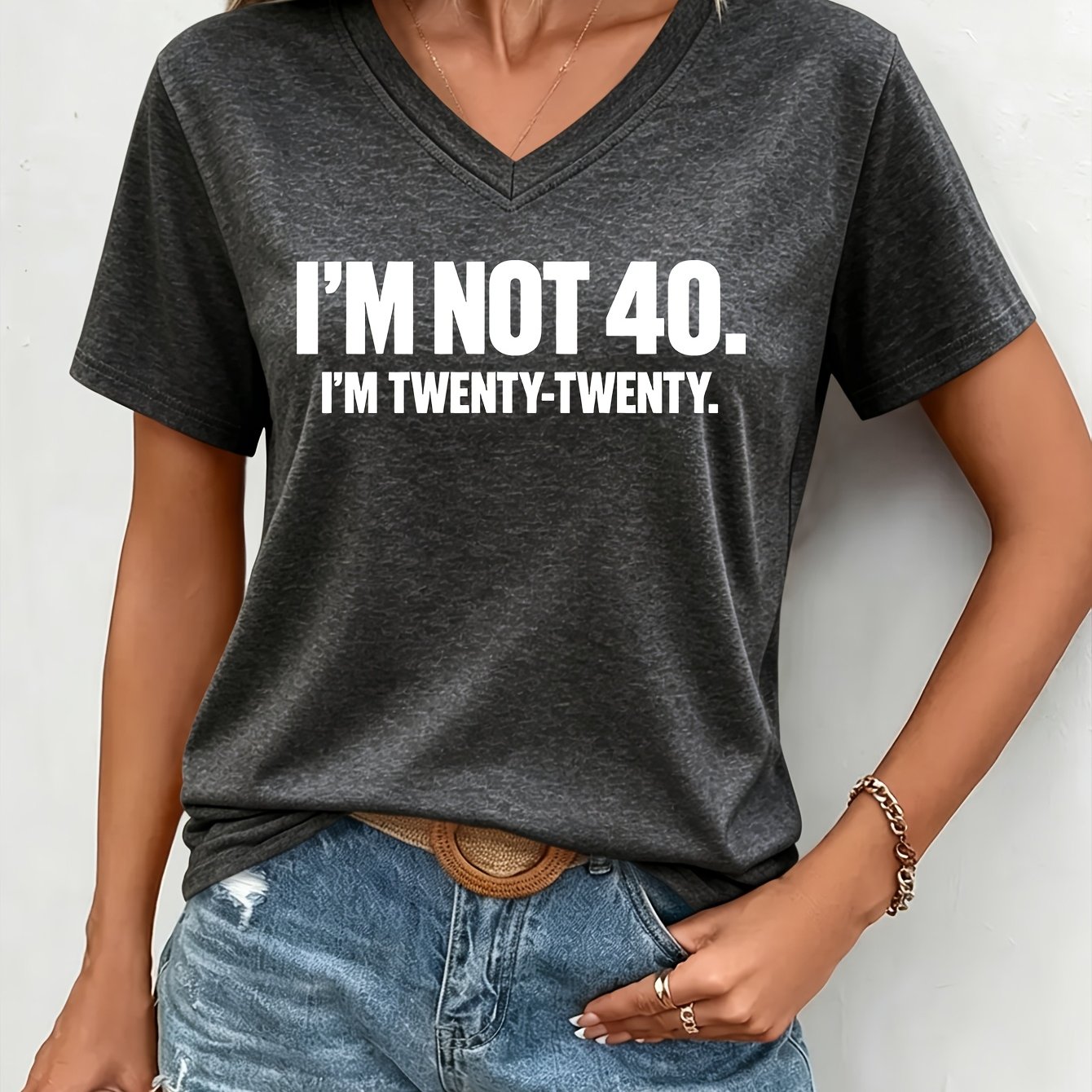 TEMU 40 I'm T-shirt, Fun Quote T-shirt, Humorous T-shirt