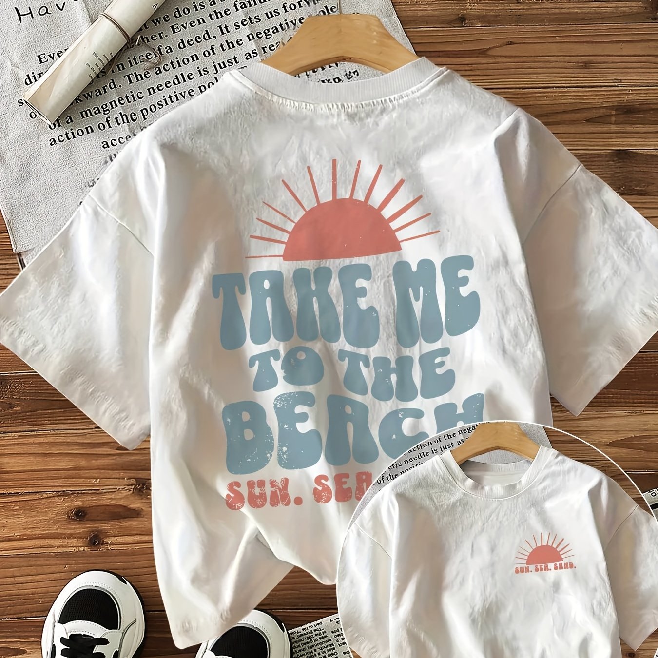 Women&;s Short Sleeve Crew Neck T-shirt - " To The Beach" Graphic Print With , White Casual Summer Top, Machine Washable & , Beach Clothes, Relaxed Fit Tshirt, Print Shirt, Nontransparent Fabric