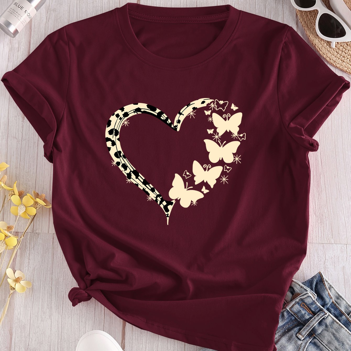 TEMU Heart Pattern Women's T-shirt, Short-sleeved Round Neck Casual Top, Suitable For Spring, Summer, And Autumn - Slightly Stretchy And Comfortably