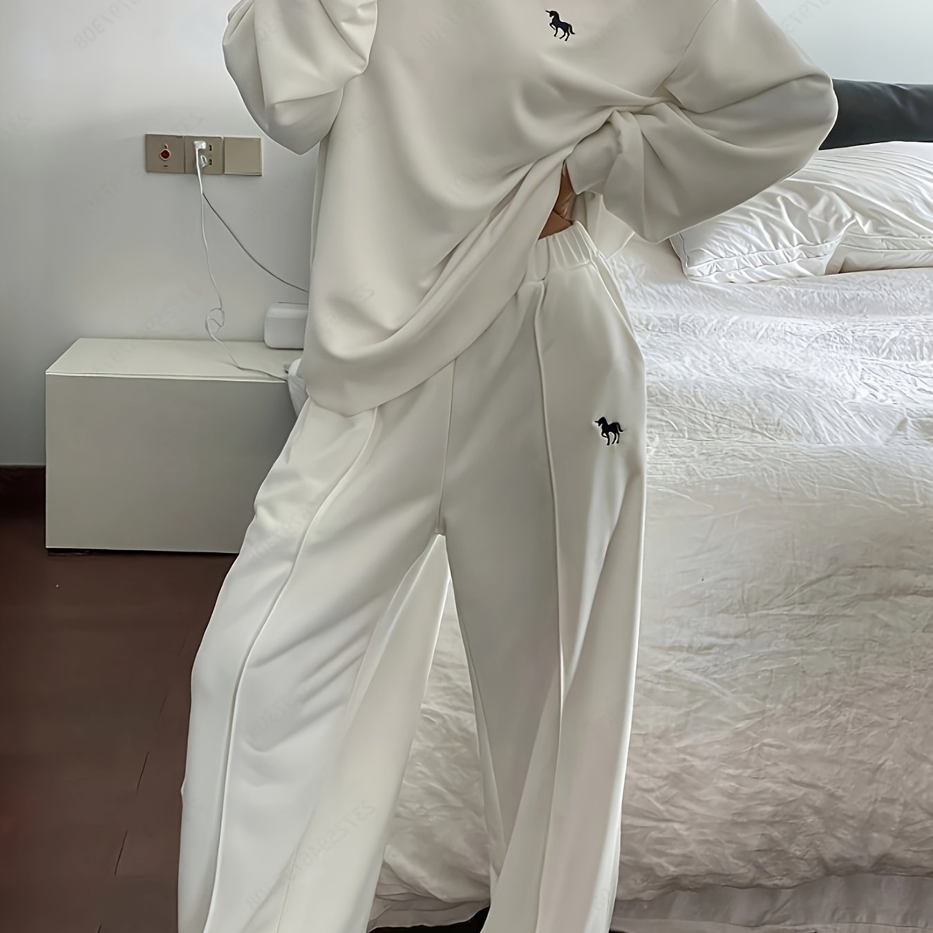 Image of Women's Sweatshirt Set