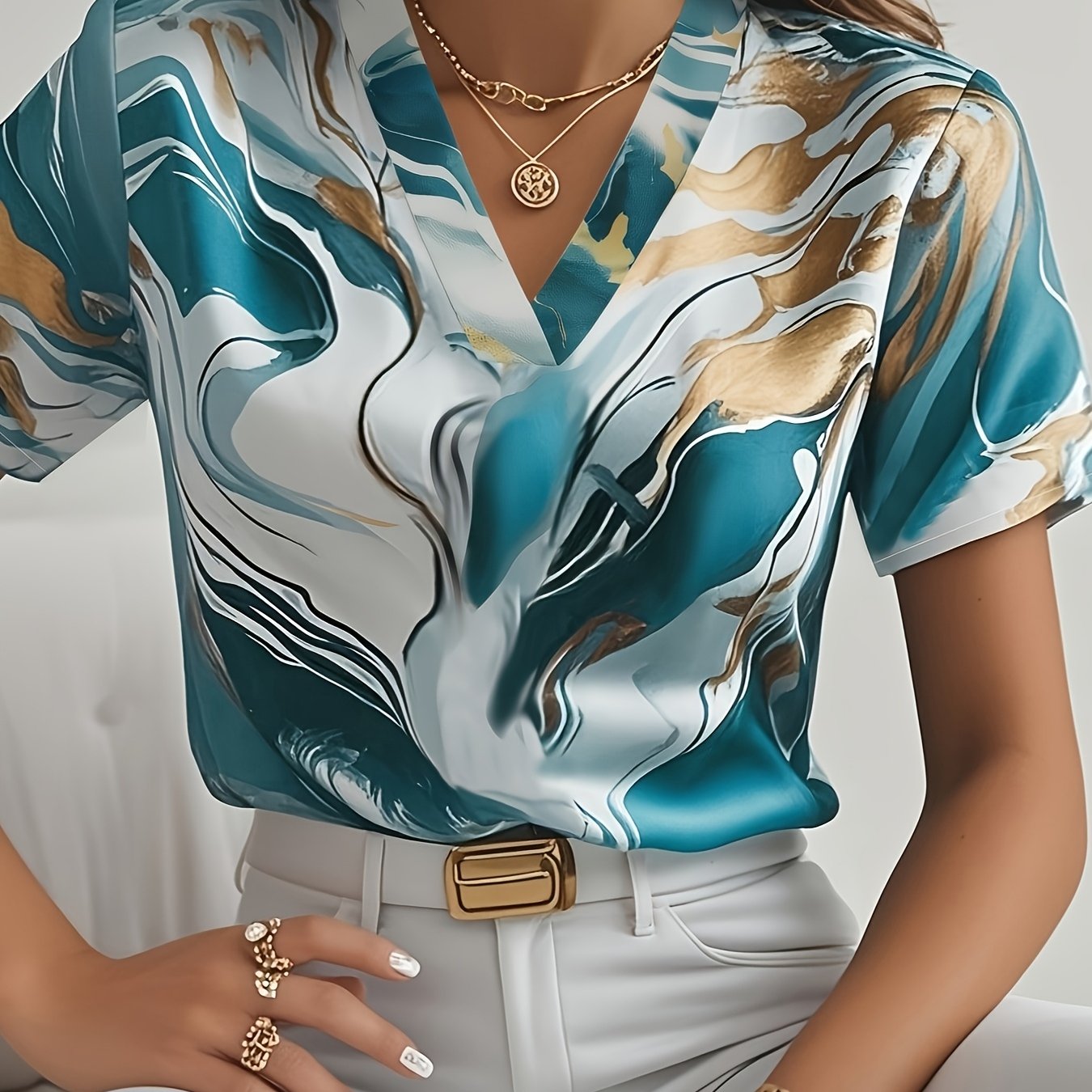 E-shop Damendress Elegant Marmor-Print Kurzarmbluse - & Goldene Geometrische V-Ausschnitt Bluse, Leichte Professionelle Blouse für Frühling/Sommer,