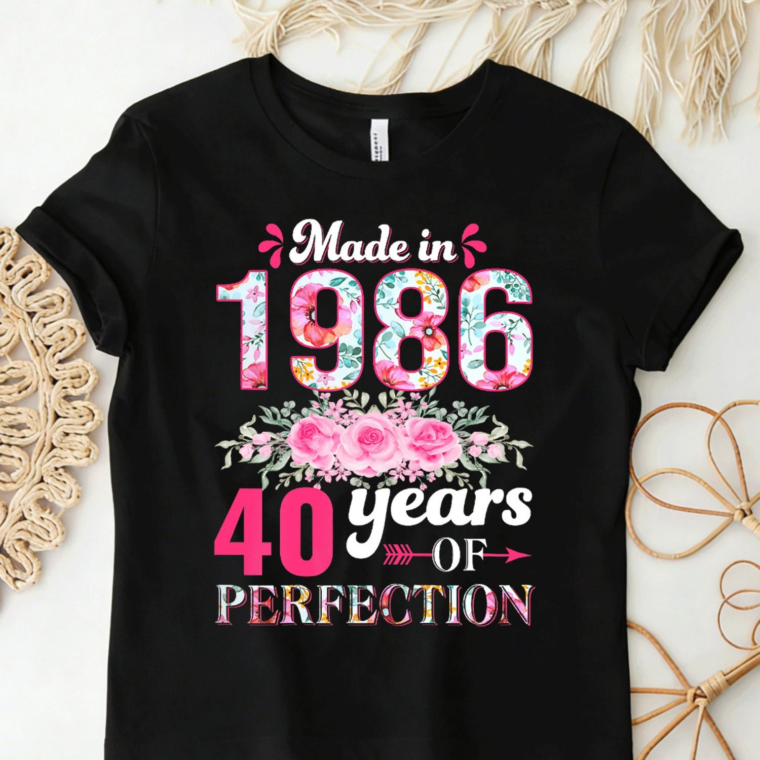 Image of Made In 1986 40th Birthday Gift For Woman Vintage 1986 T-shirt For Men Women Unisex Funny T-shirt, 180g