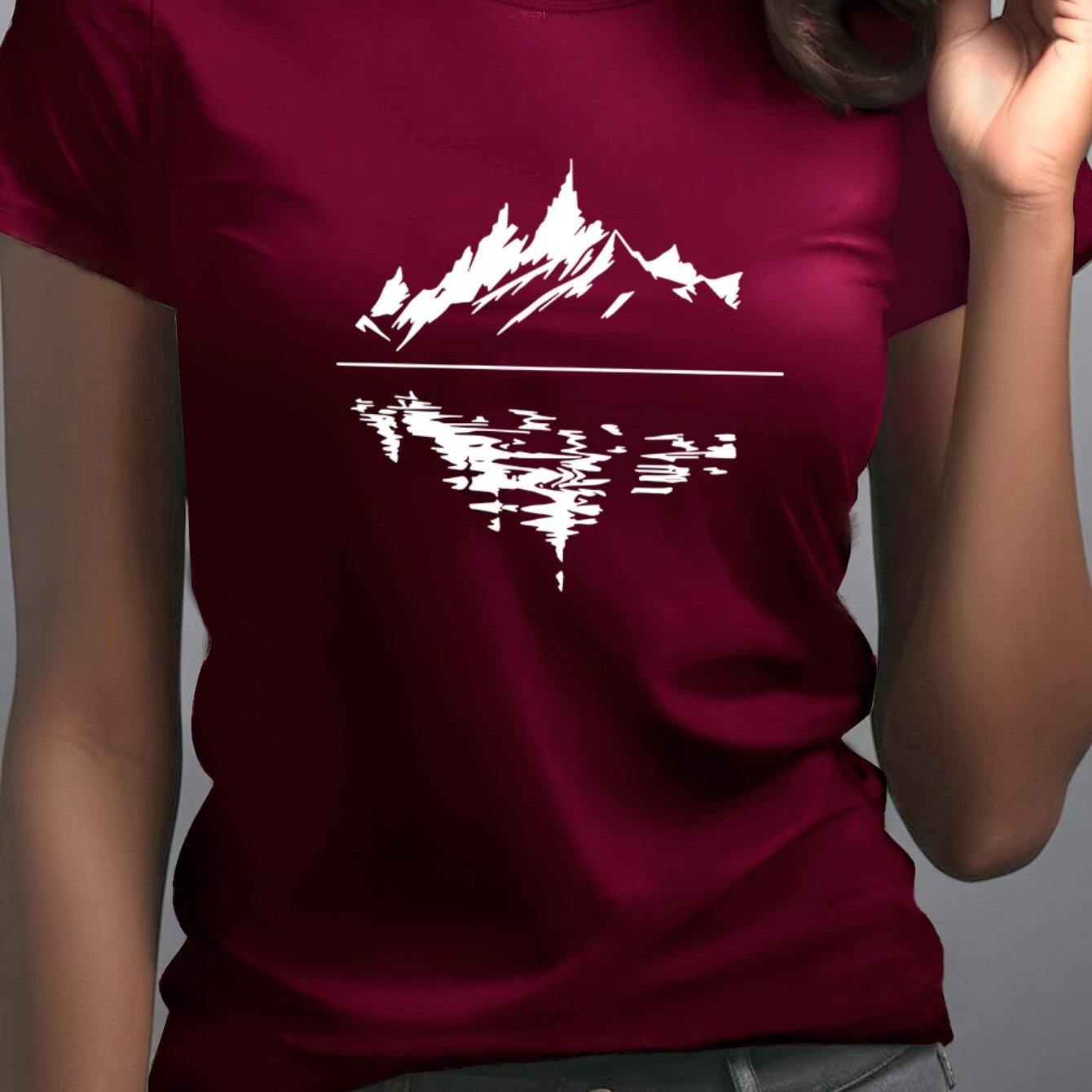 E-shop Exquisites Damen T-Shirt mit Print - Damen Sommerkleidung, modischer Druck, atmungsaktiv und bequem, Damen Rundhals T-Shirt, weicher Stoff, für