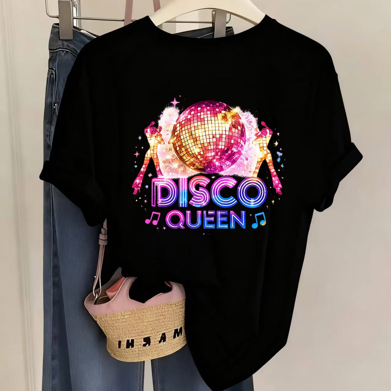 TEMU 1pc Of Women's Fashionable Artistic Print Round Neck Short-sleeved T-shirt Disco.queen.retrorelaxed And Comfortable. Suitable For Daily Wear.