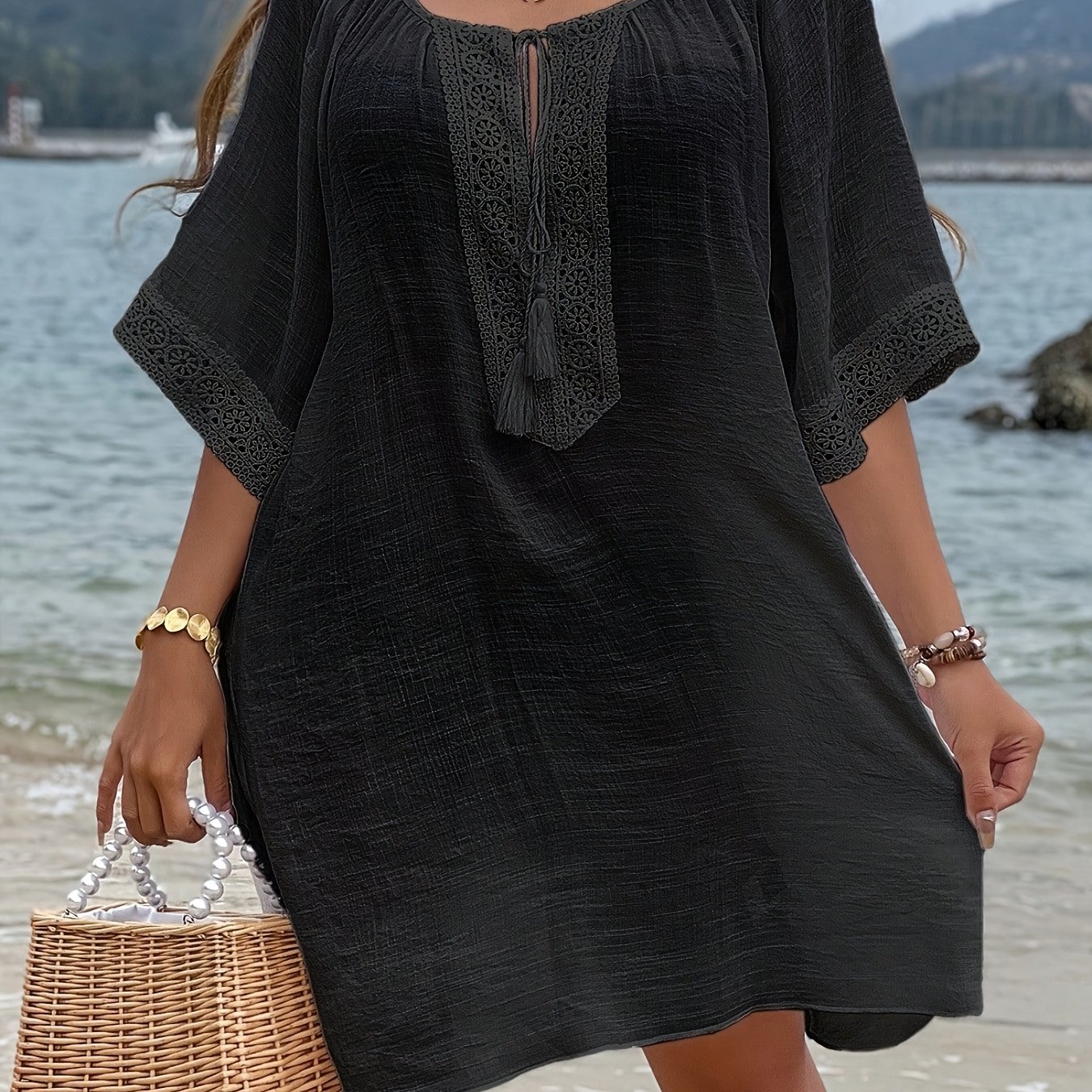 E-shop Plus Size Einfarbige V-Ausschnitt Spitzen Patchwork Strandkleid Fließender Kimono mit Kordelzug Kurzarm