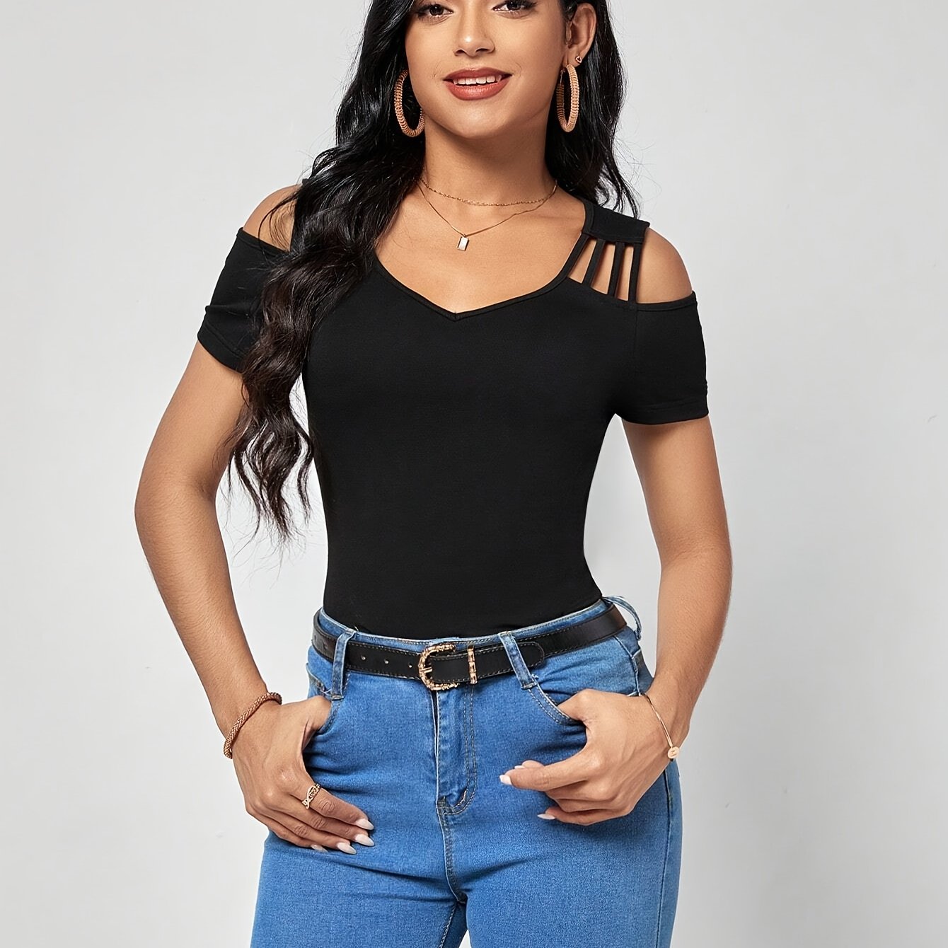 E-shop Damenmode Hollow Out Kurzarm V-Ausschnitt T-Shirt